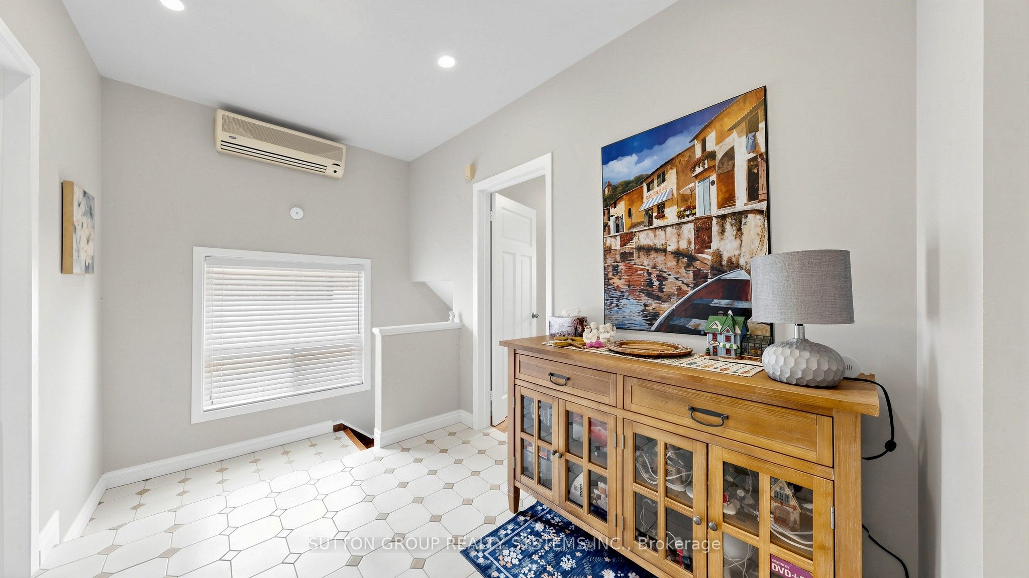 114 Rosemount Avenue Property Photo 16
