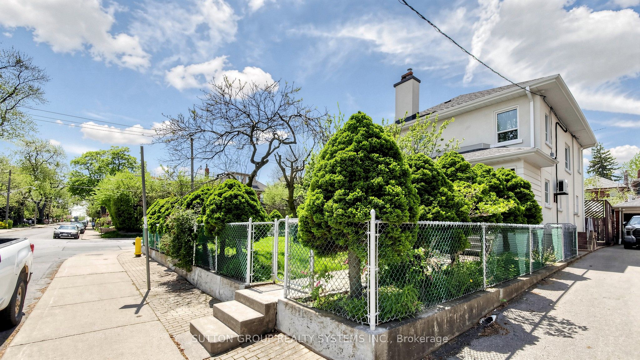 114 Rosemount Avenue Property Photo 34