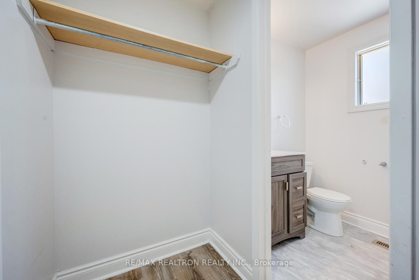 6 Albemarle Court Property Photo 23