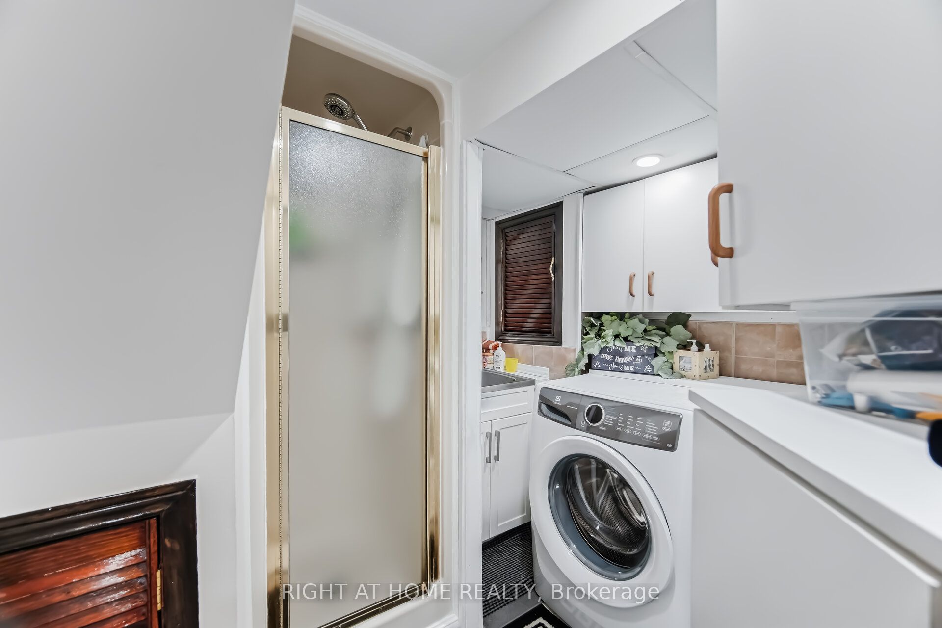 3938 Midhurst Lane Property Photo 41