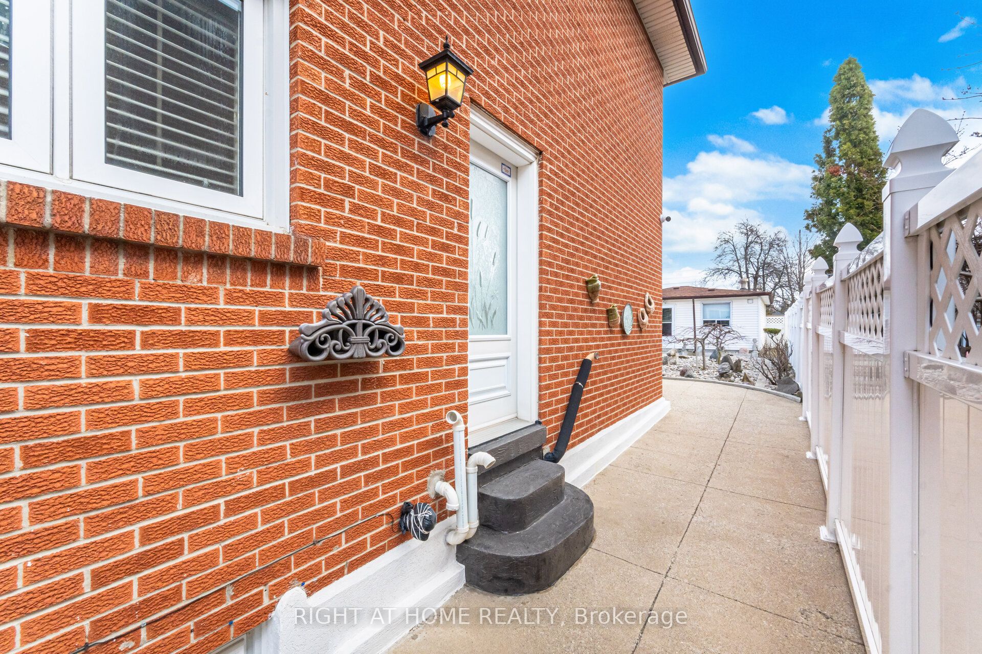 3938 Midhurst Lane Property Photo 43