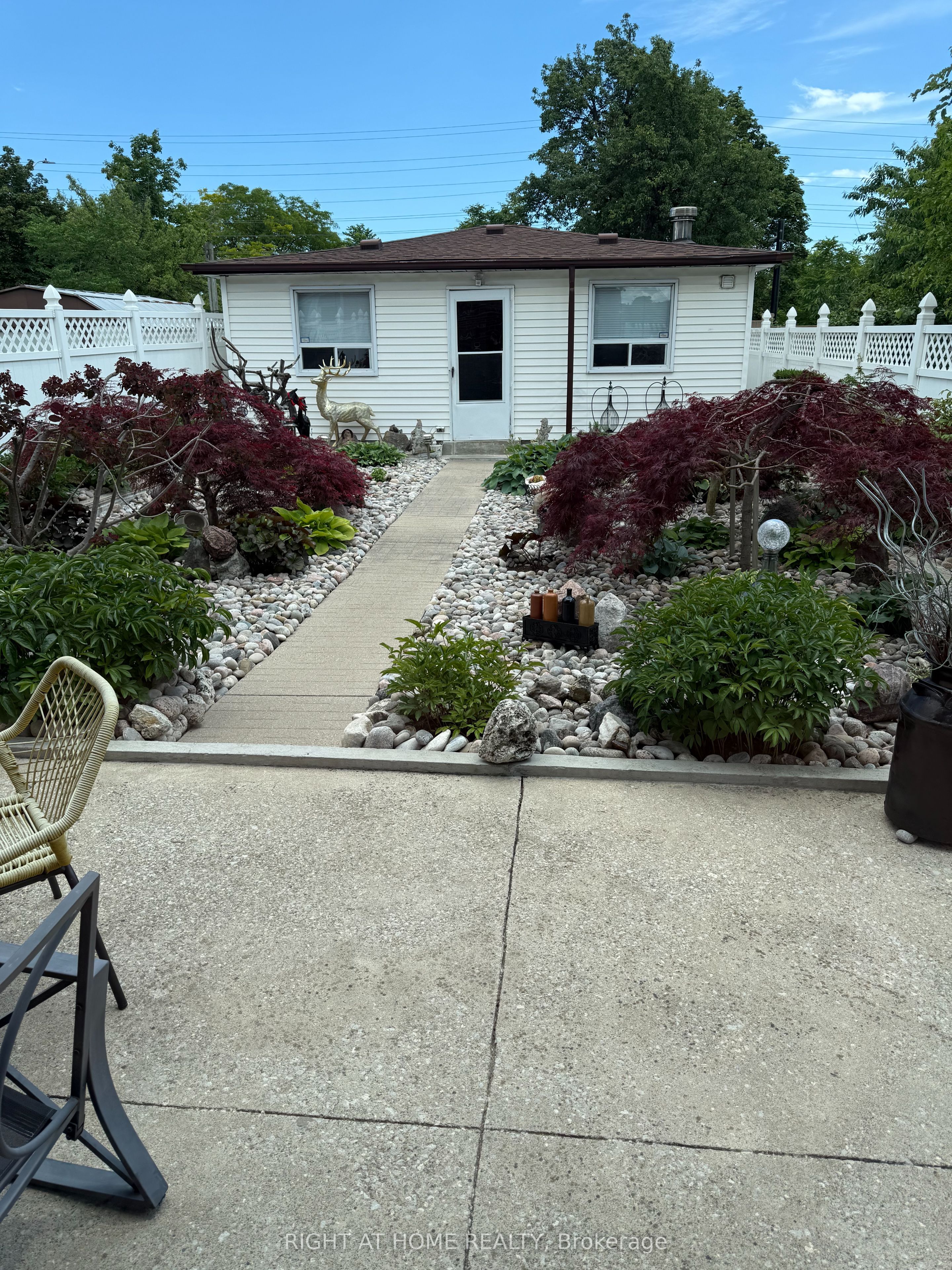 3938 Midhurst Lane Property Photo 49