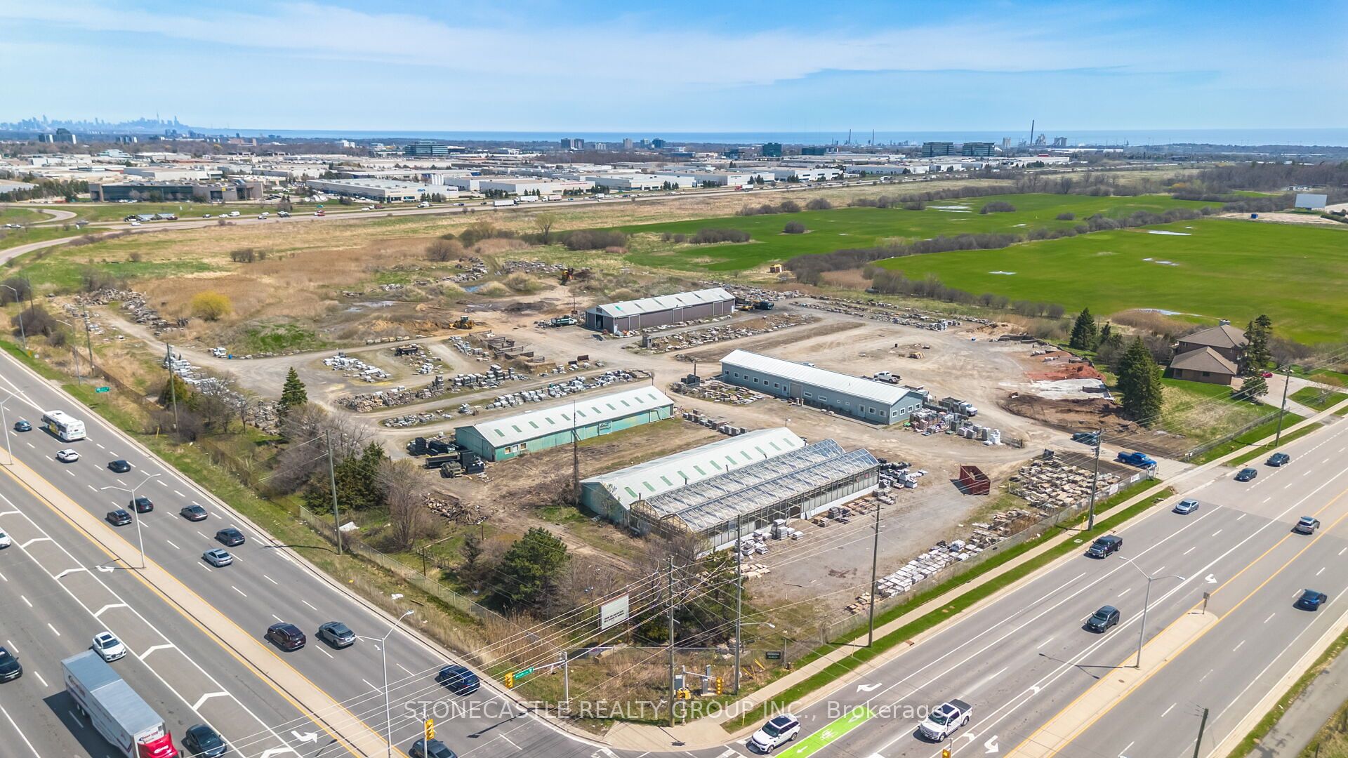 2018 Dundas Street E Property Photo 3