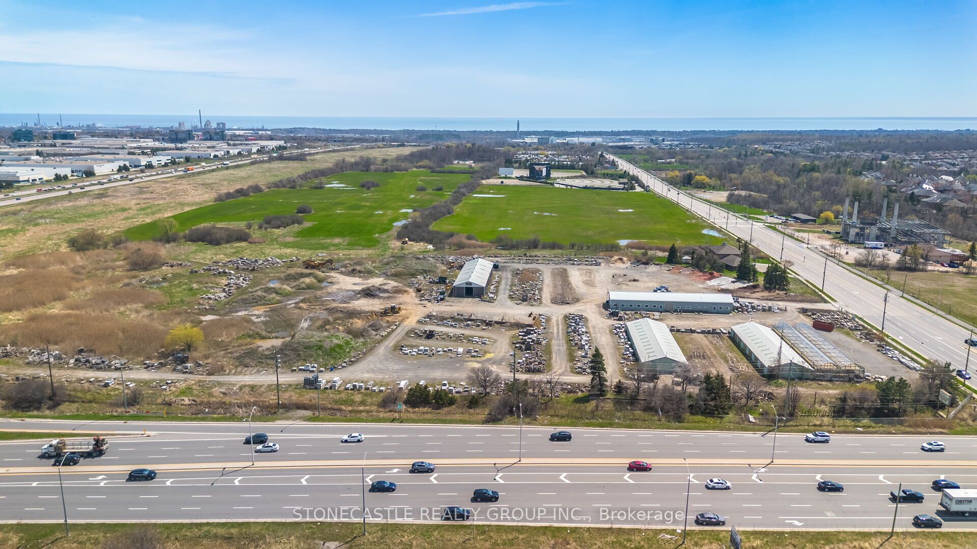 2018 Dundas Street E Property Photo 4
