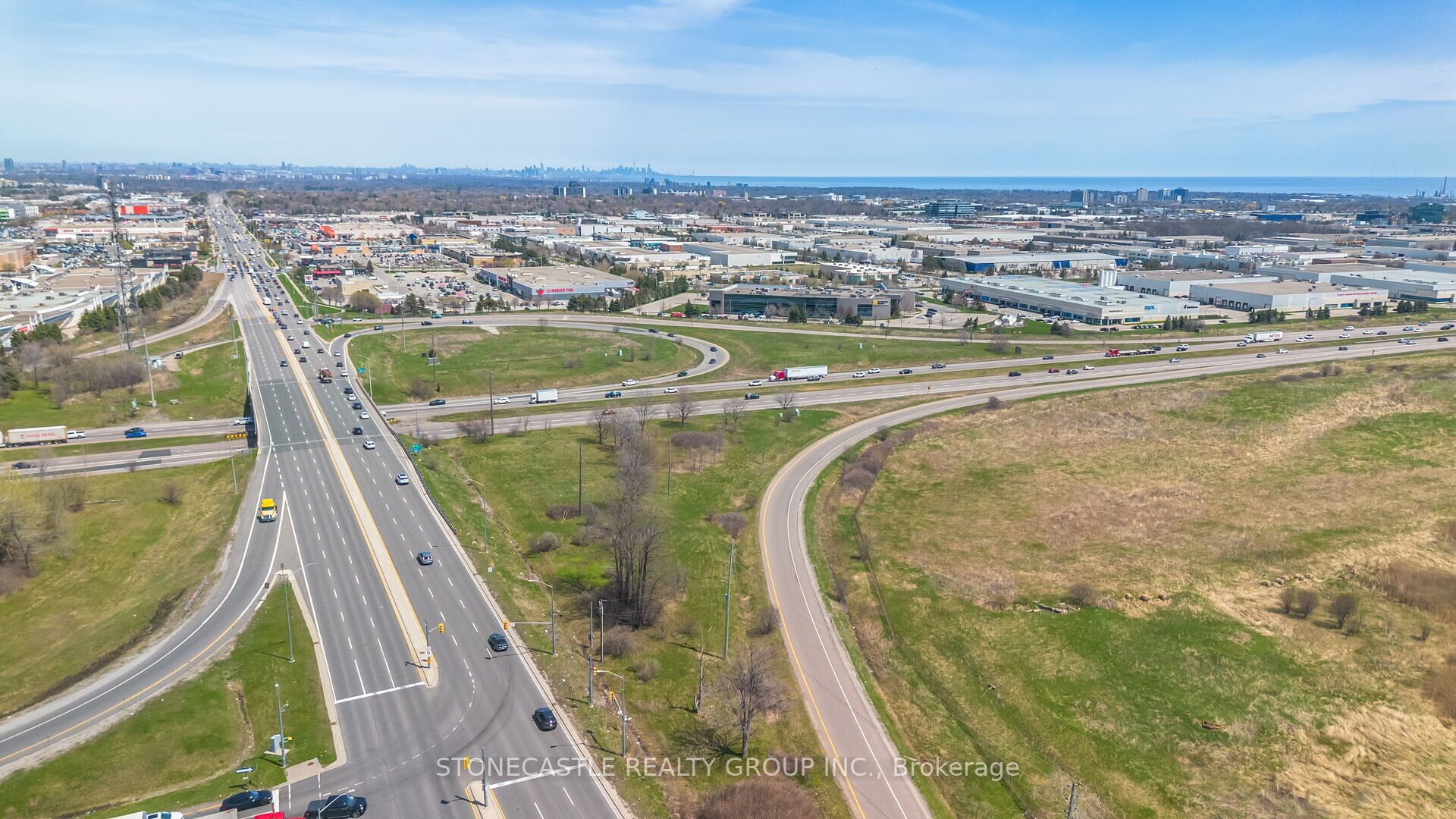 2018 Dundas Street E Property Photo 5