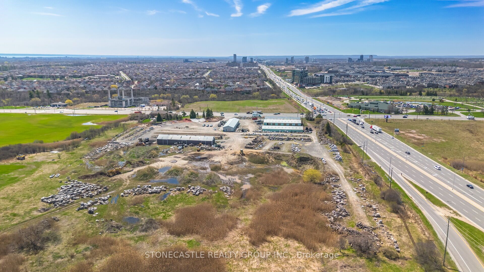 2018 Dundas Street E Property Photo 7