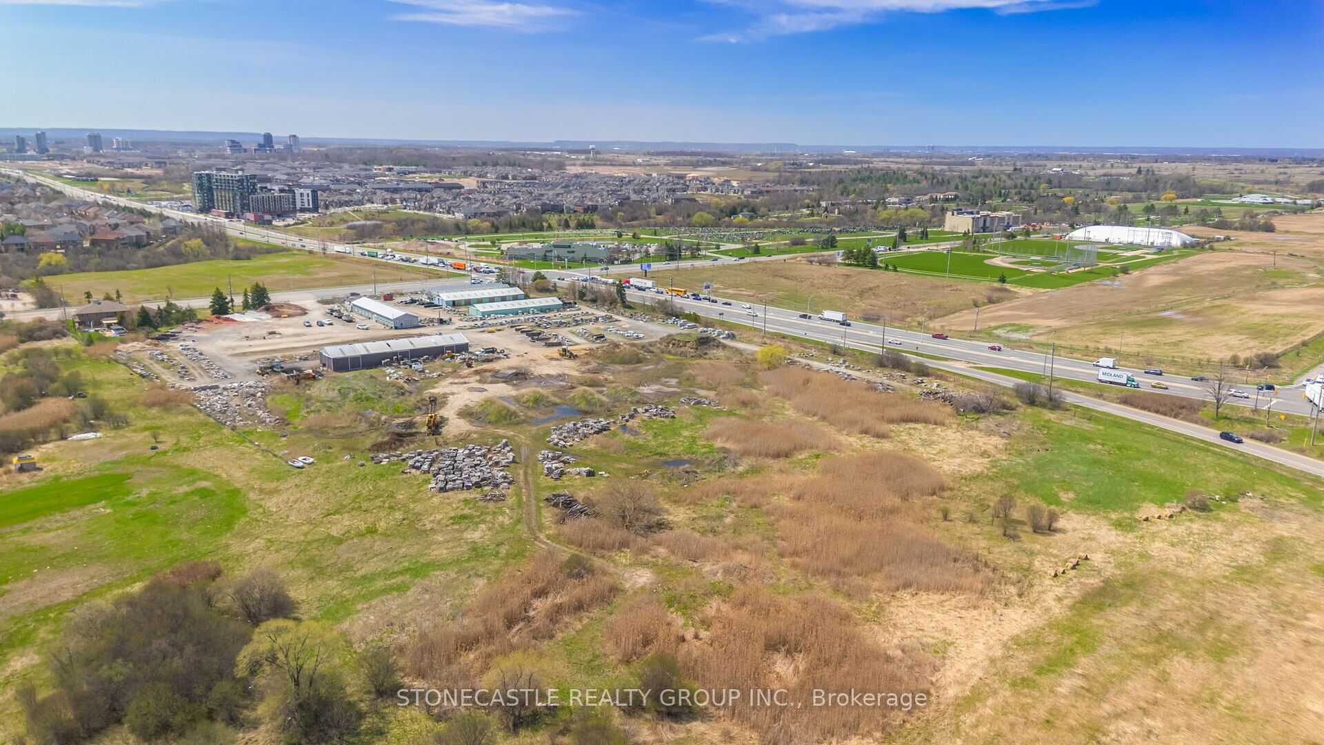 2018 Dundas Street E Property Photo 8