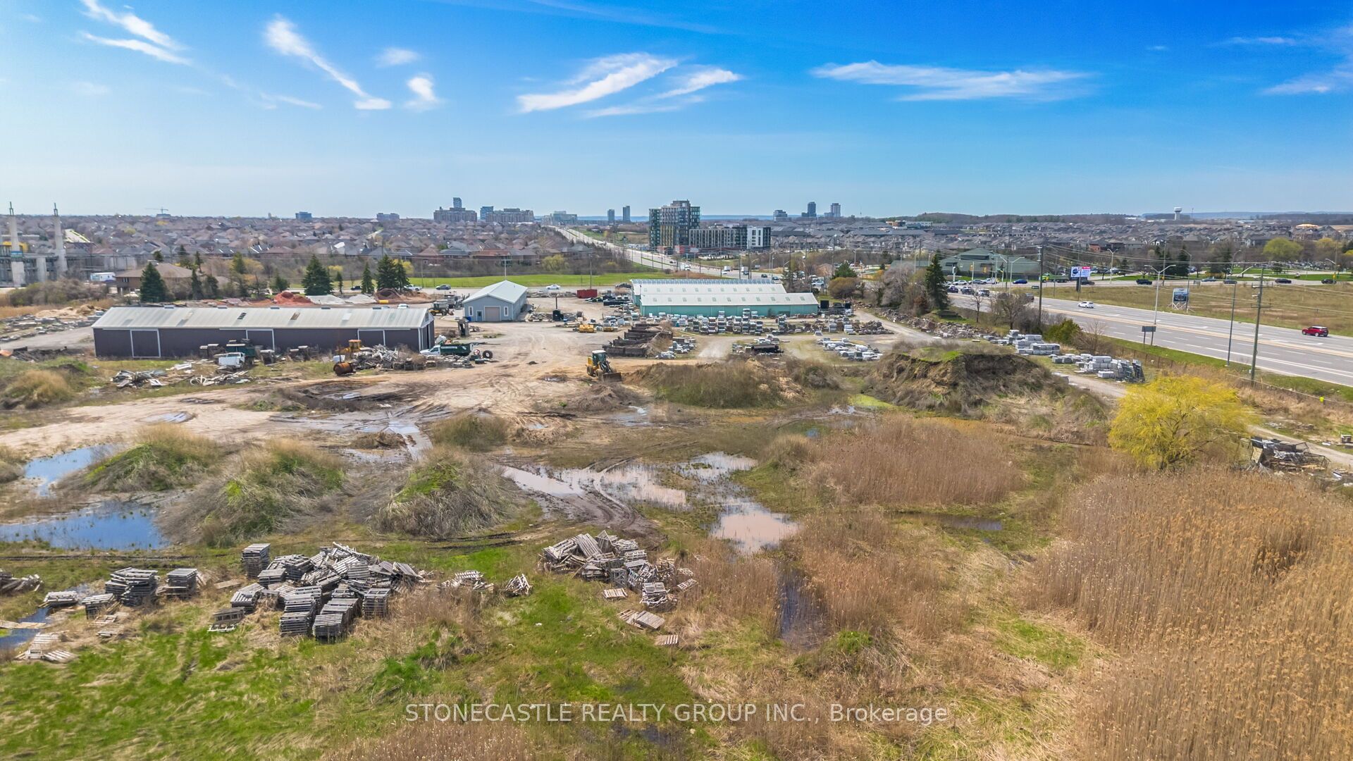 2018 Dundas Street E Property Photo 20