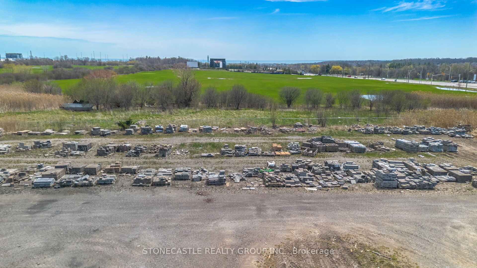 2018 Dundas Street E Property Photo 34