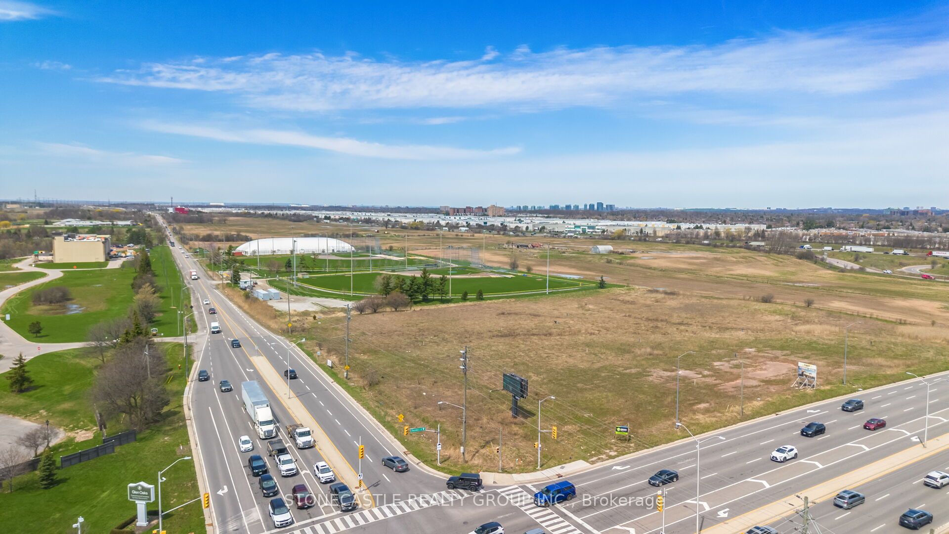 2018 Dundas Street E Property Photo 39