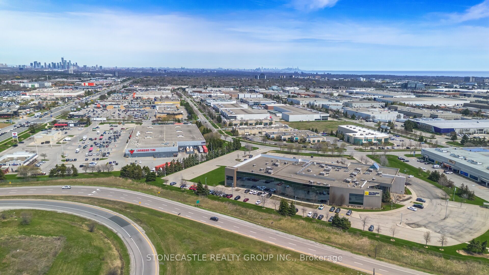 2018 Dundas Street E Property Photo 40