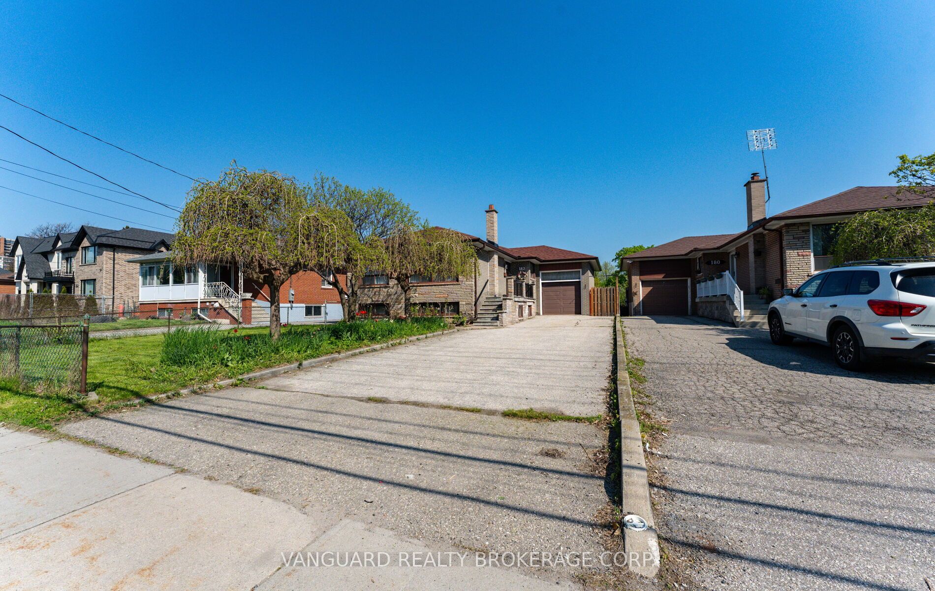 182 Dixon Road Property Photo 4