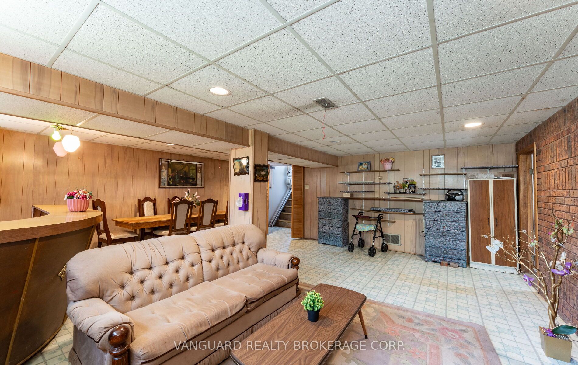 182 Dixon Road Property Photo 30