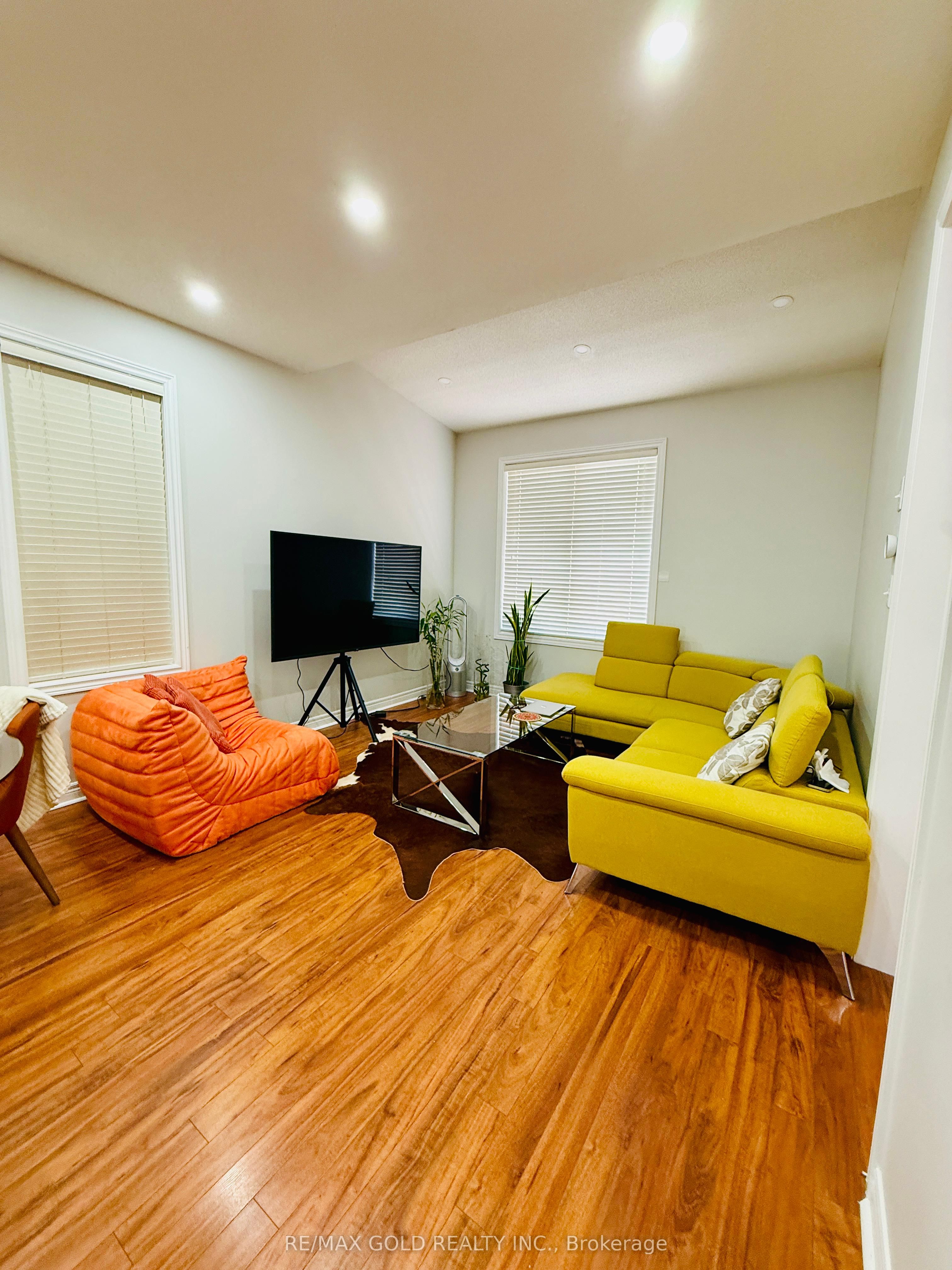 60 Swales Crescent Property Photo 18