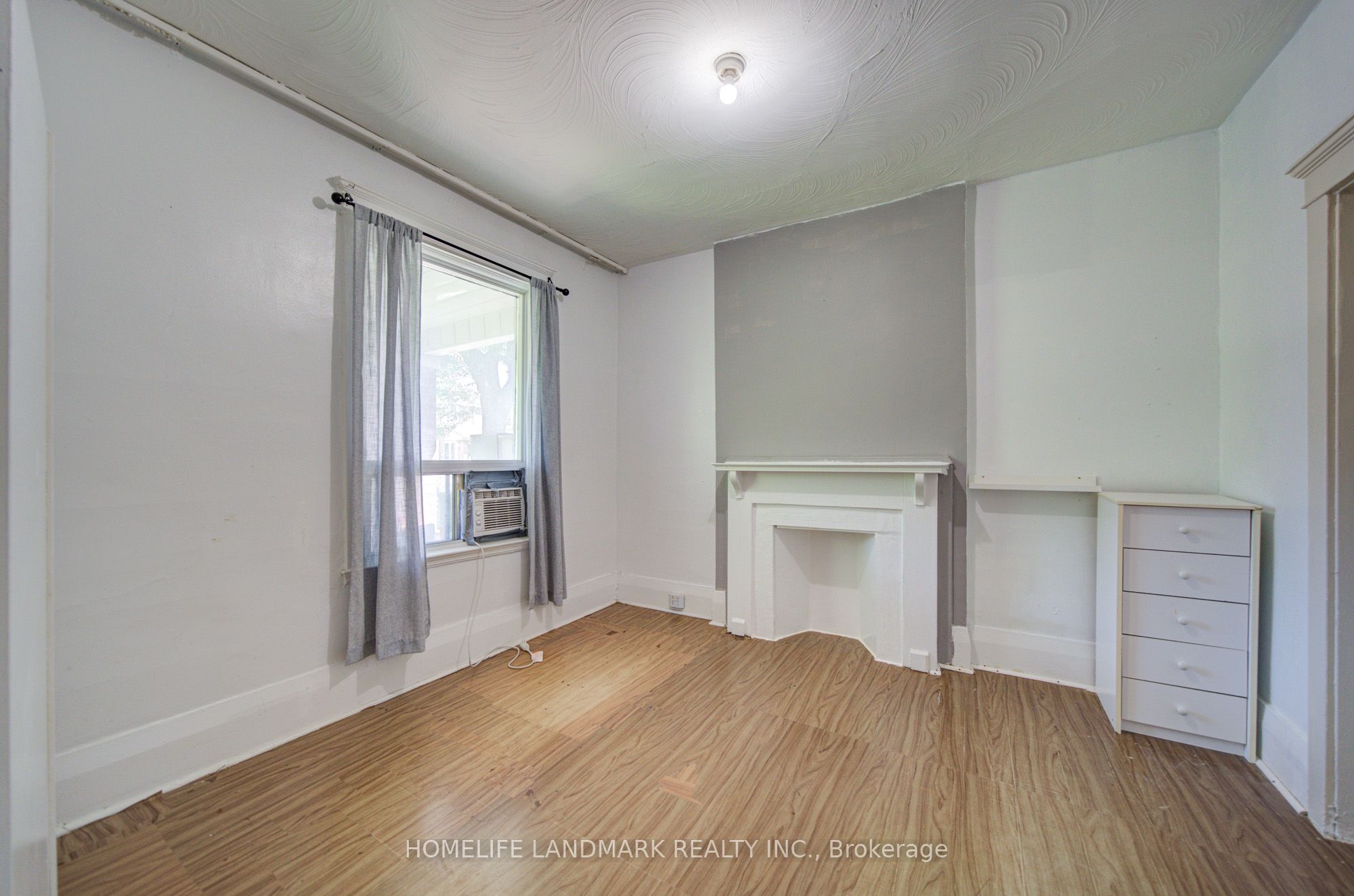 19 Armstrong Avenue Main & Bsmt Property Photo 6