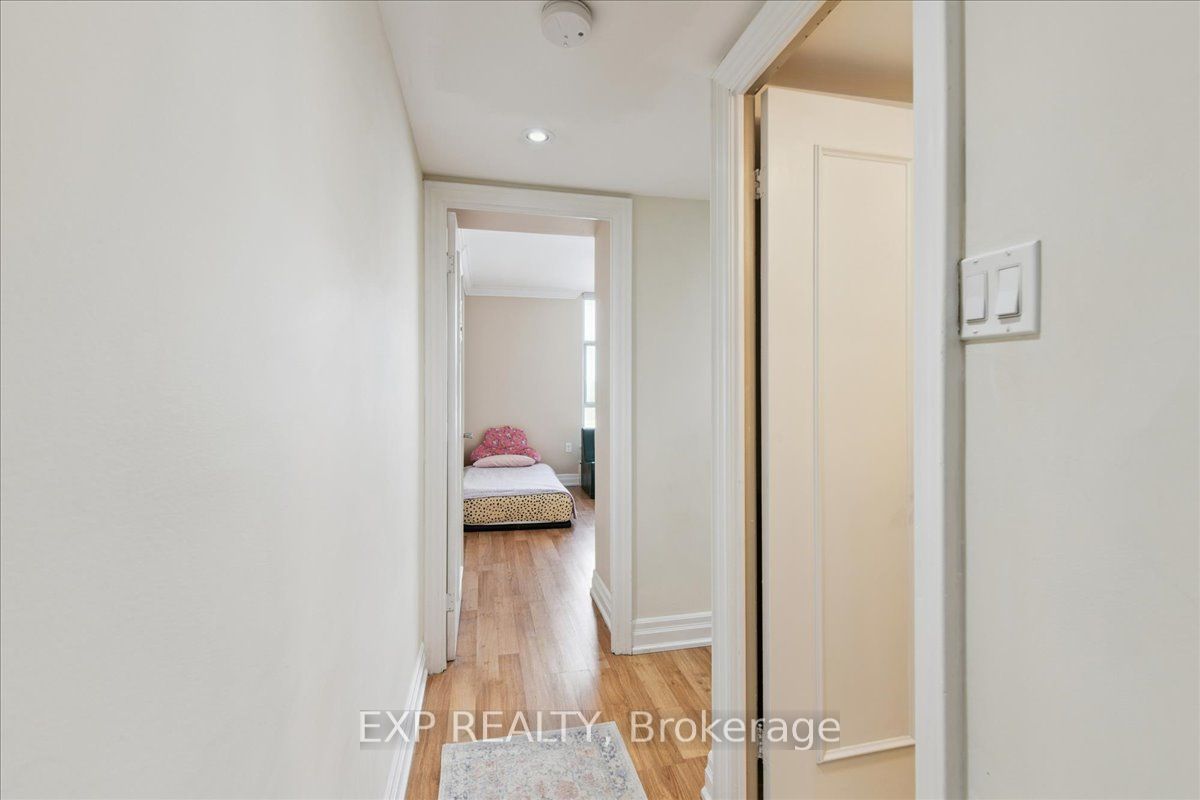 44 Longbourne Drive 412 Property Photo 7