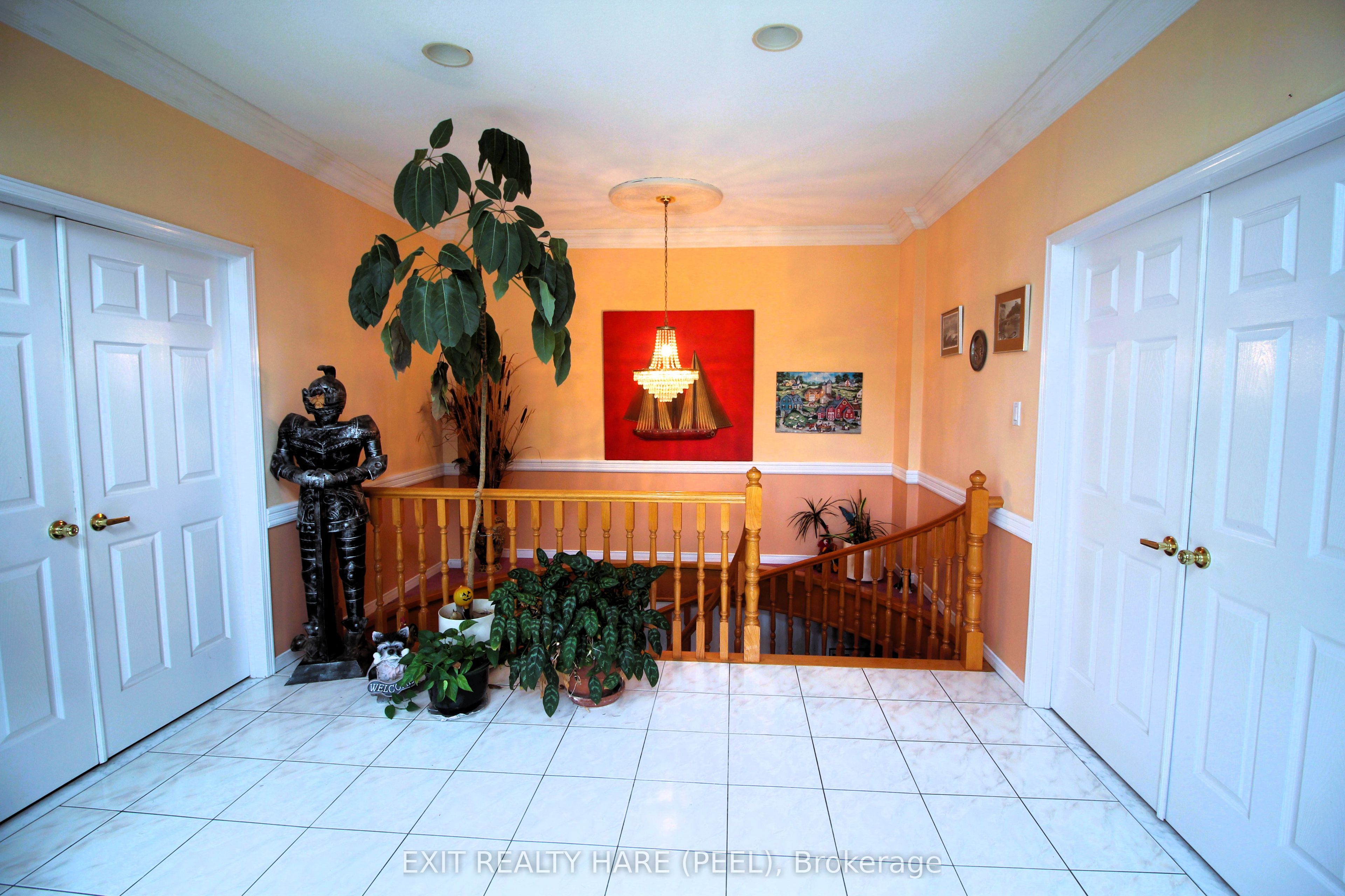 5 Glenbrook Boulevard Property Photo 14