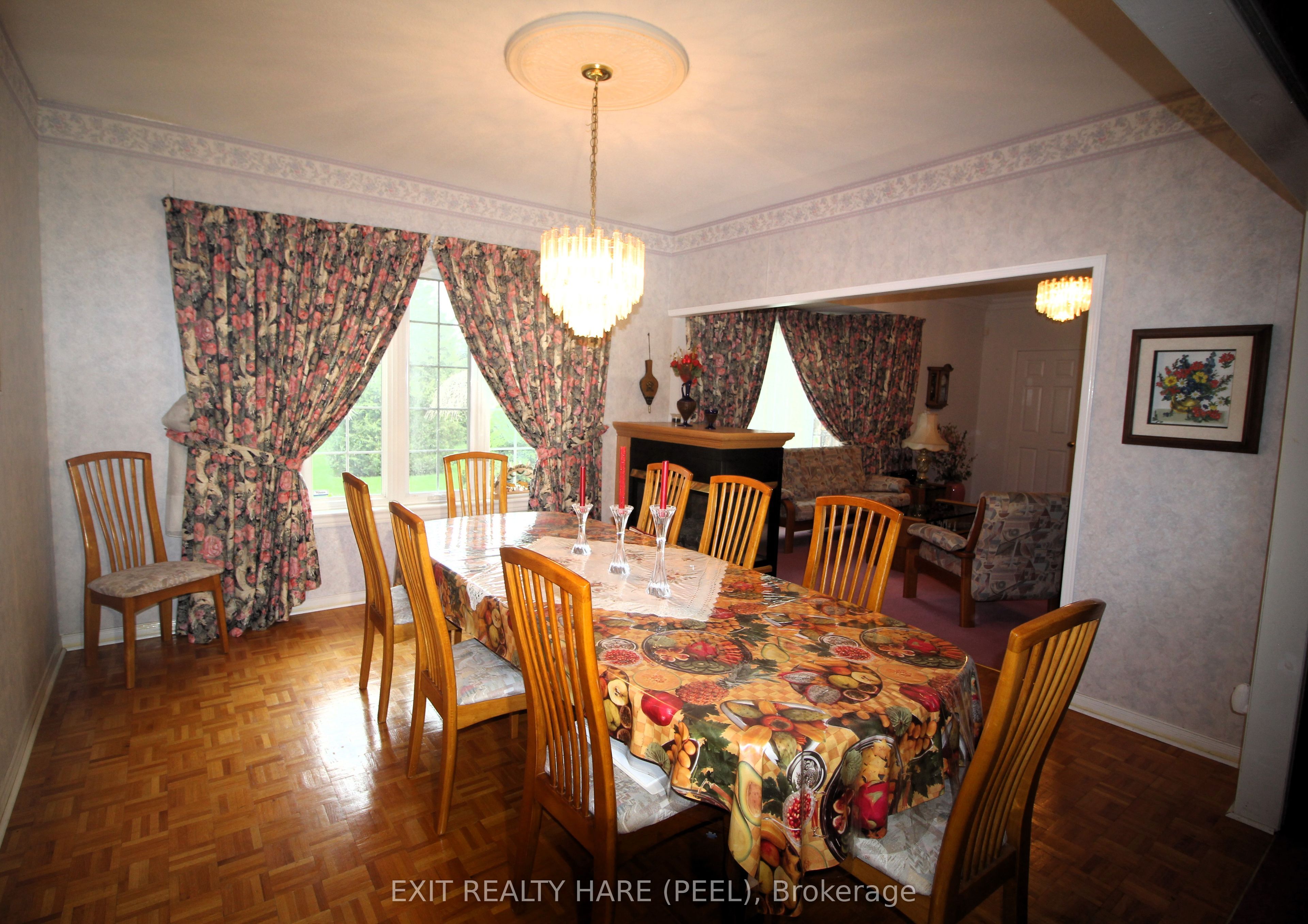 5 Glenbrook Boulevard Property Photo 16