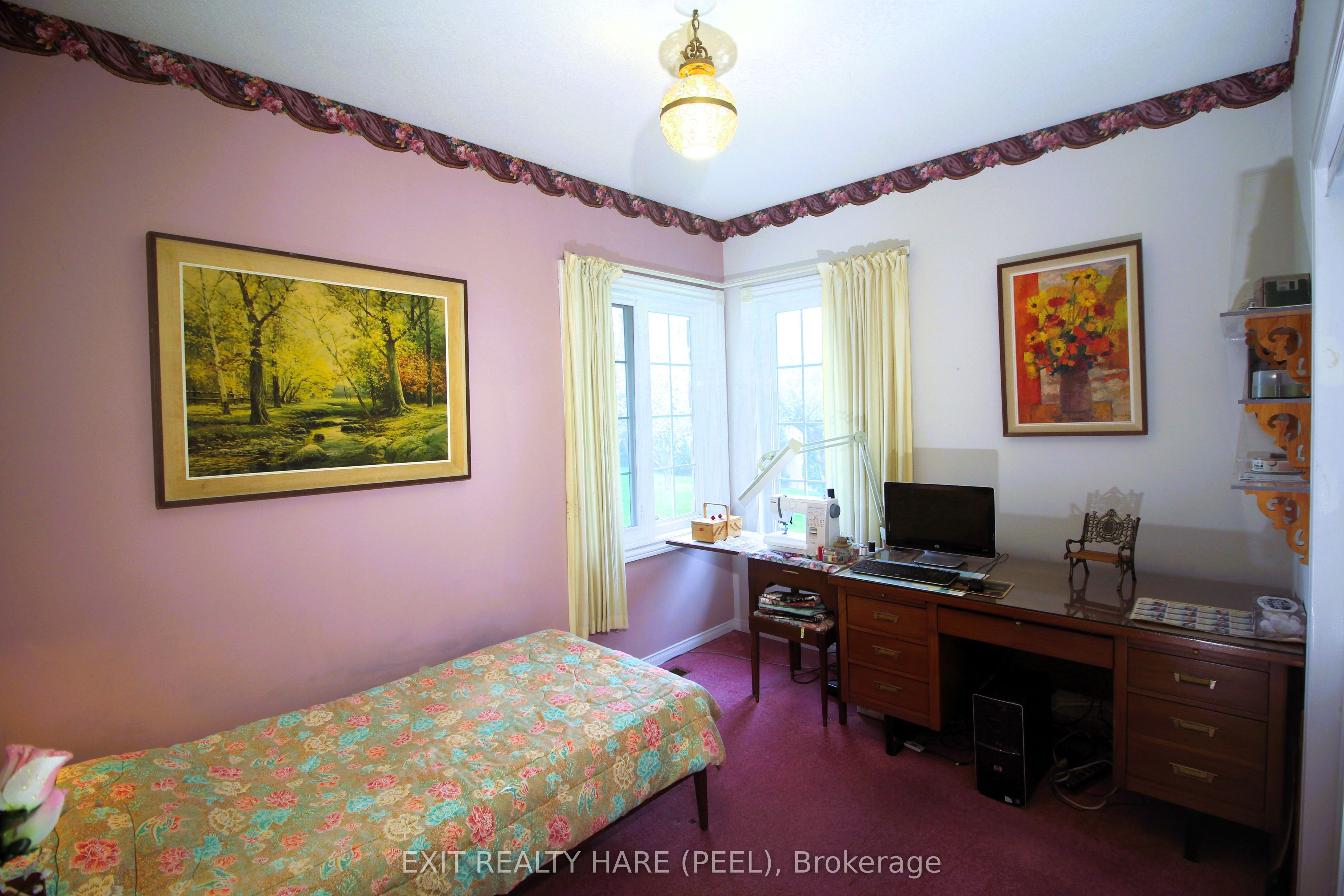 5 Glenbrook Boulevard Property Photo 24