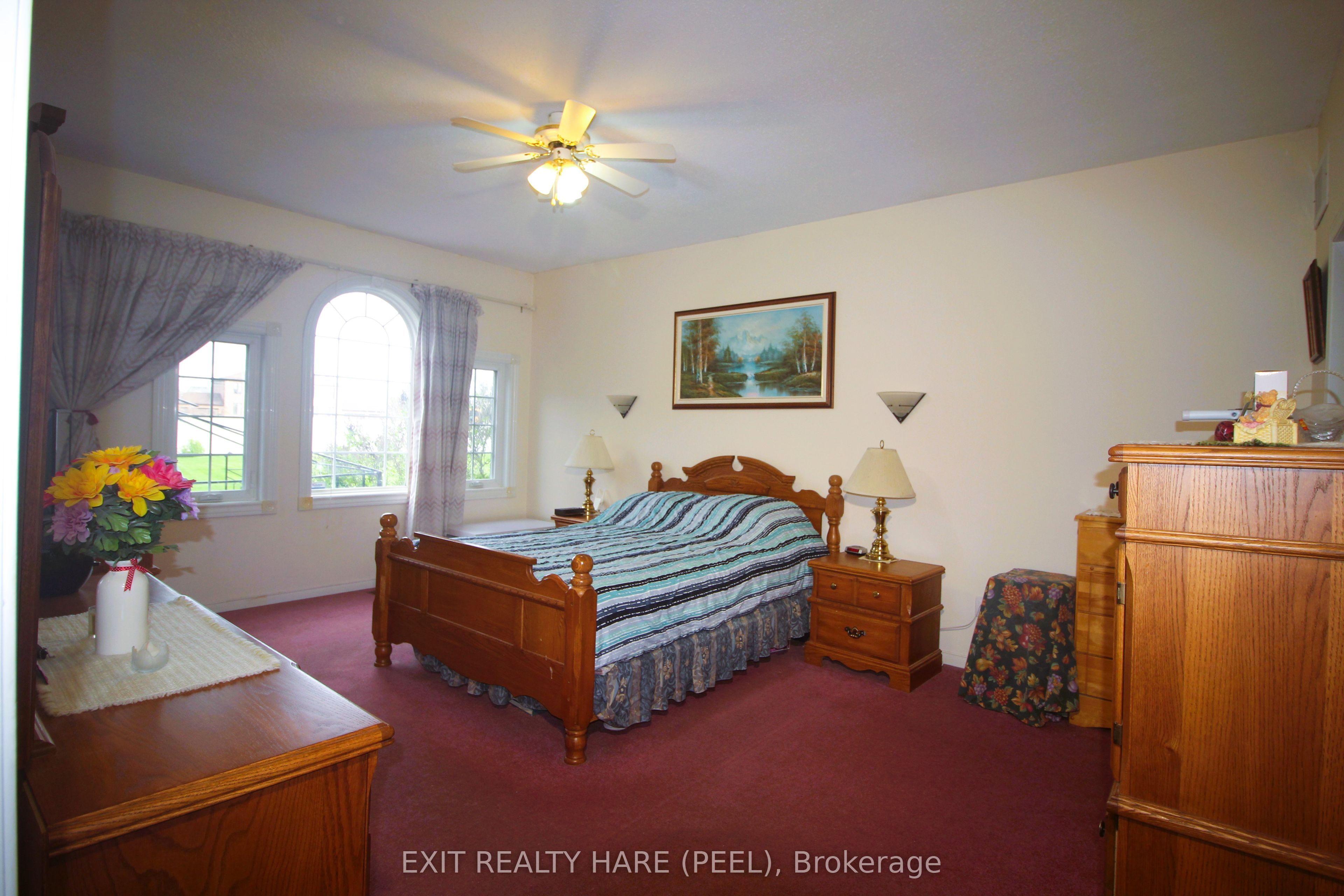 5 Glenbrook Boulevard Property Photo 32