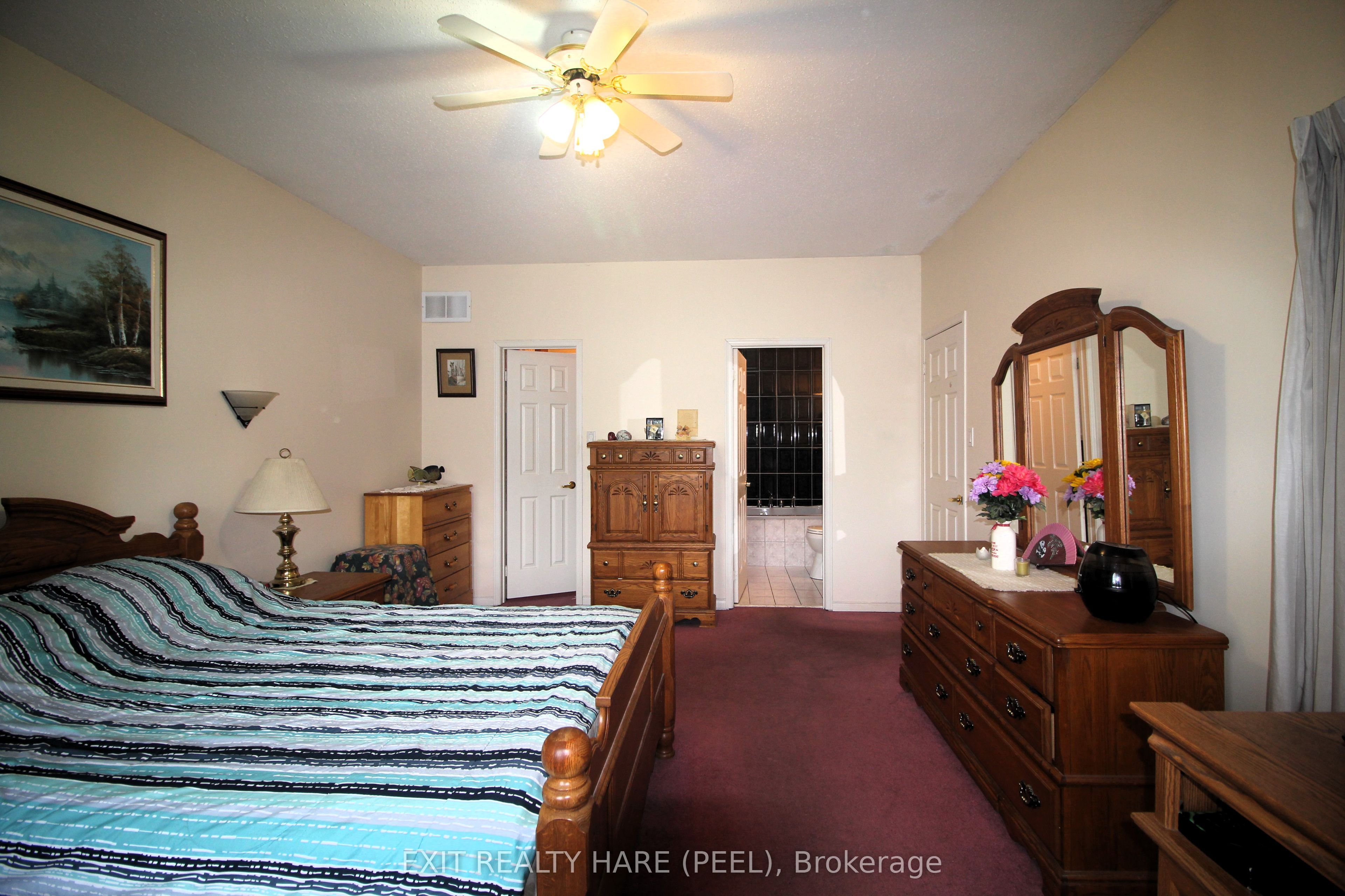 5 Glenbrook Boulevard Property Photo 33