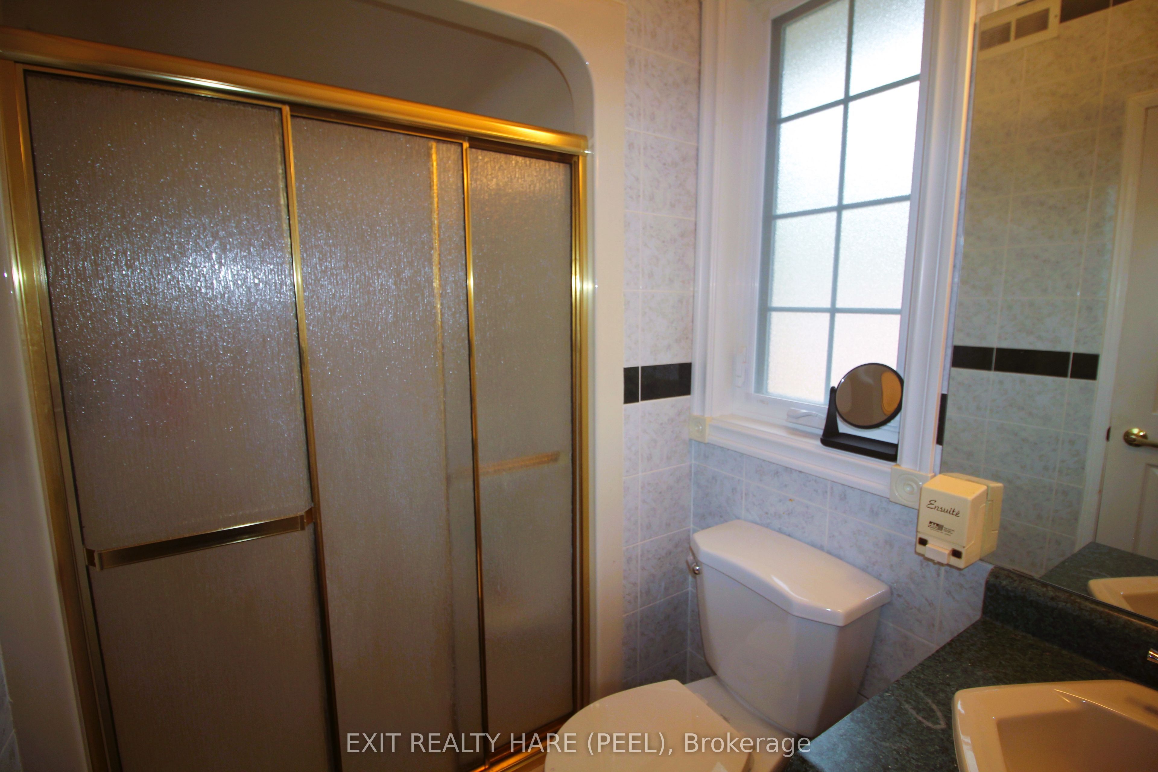 5 Glenbrook Boulevard Property Photo 37