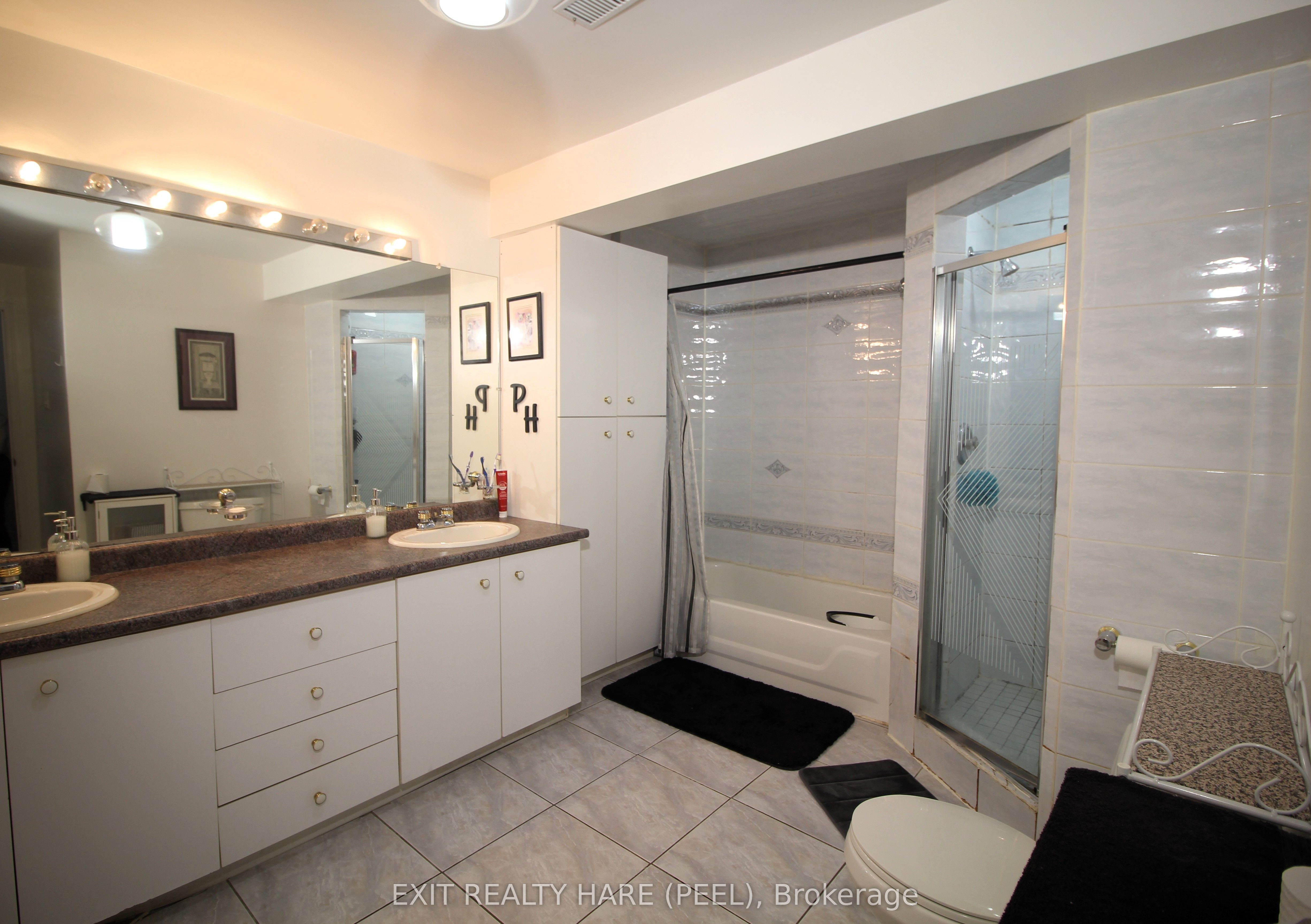 5 Glenbrook Boulevard Property Photo 44
