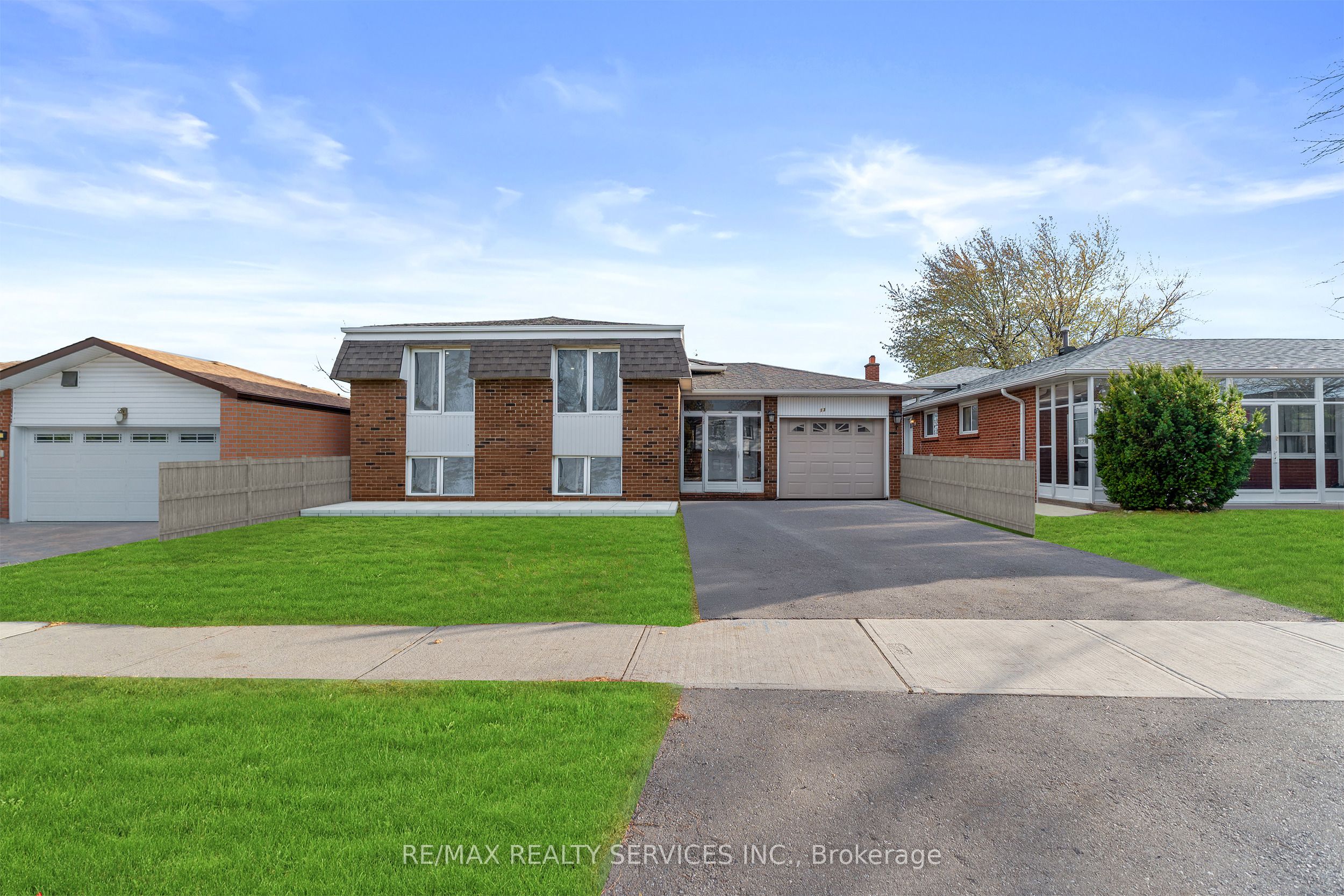 13 Linkdale Road Property Photo 1