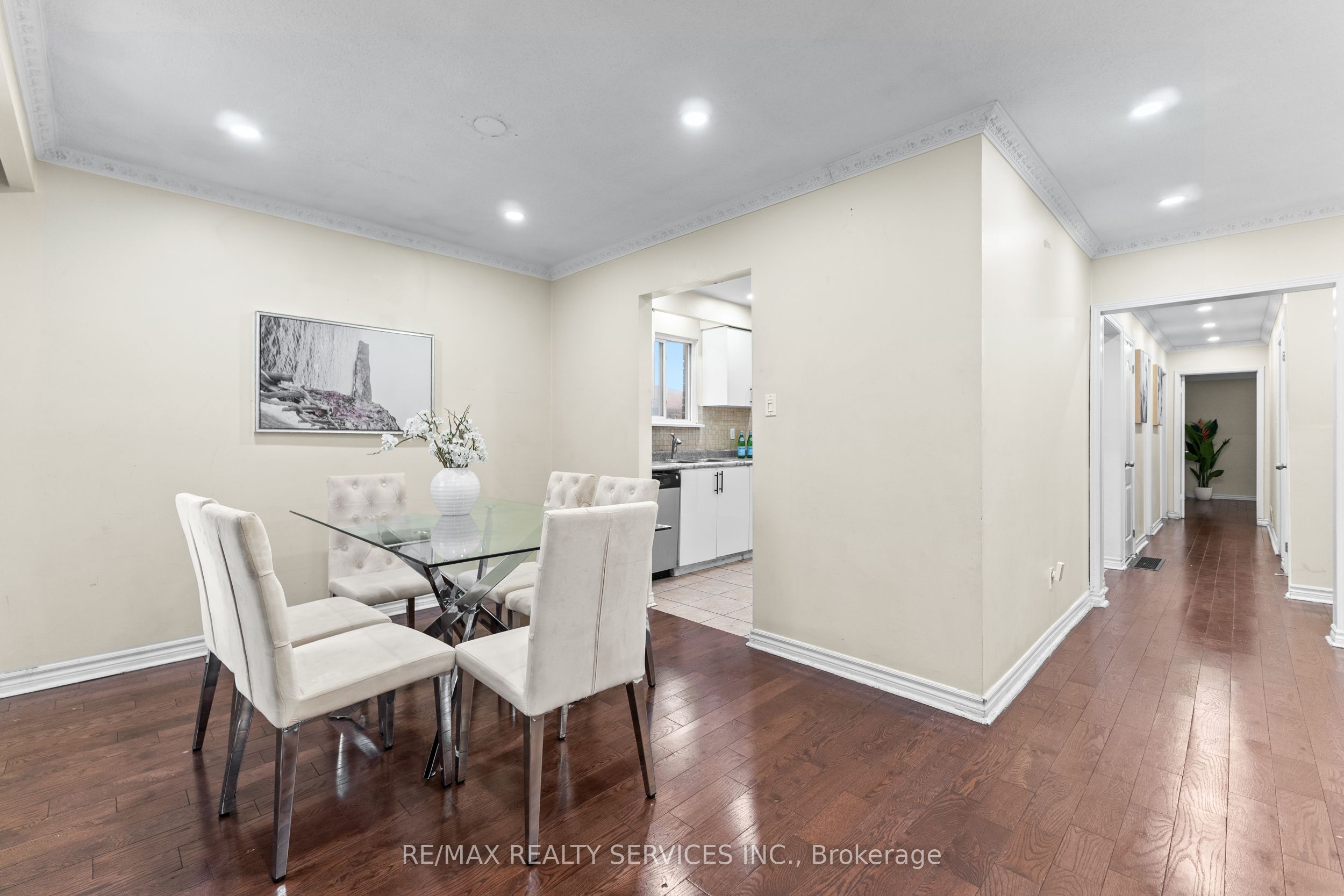 13 Linkdale Road Property Photo 10