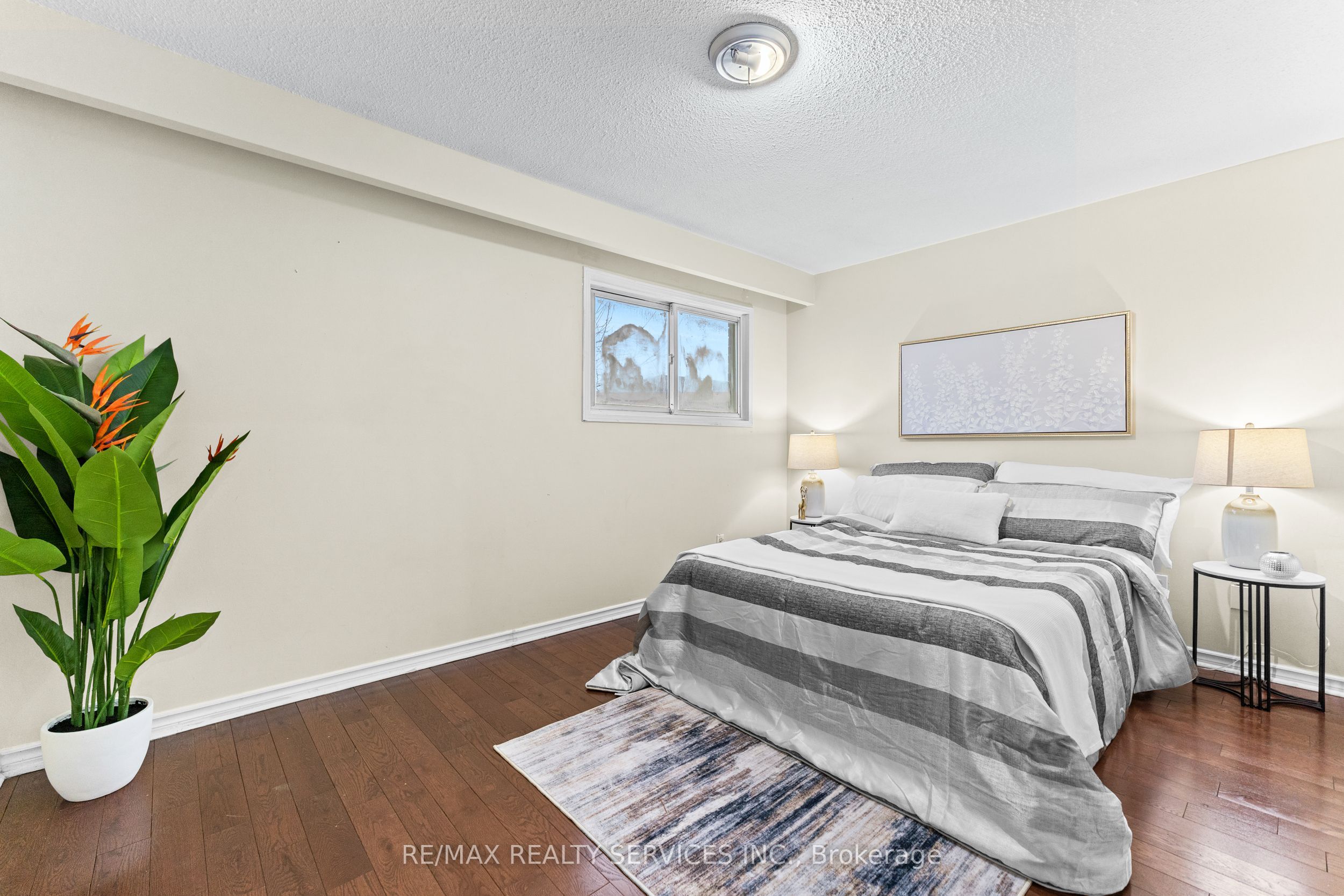 13 Linkdale Road Property Photo 17