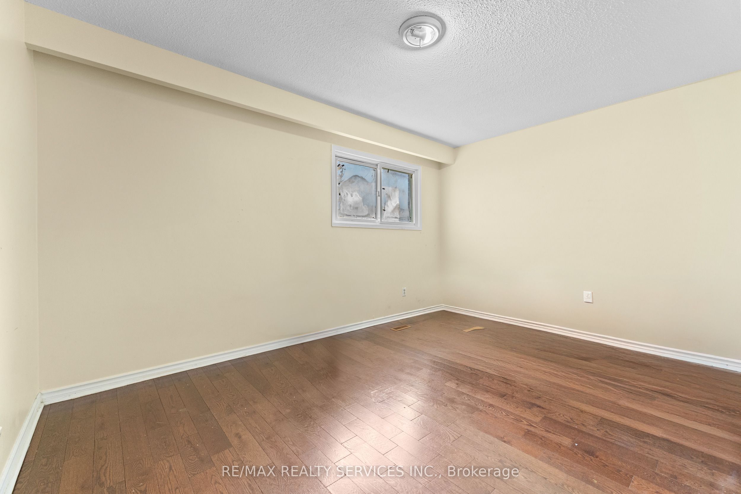 13 Linkdale Road Property Photo 19