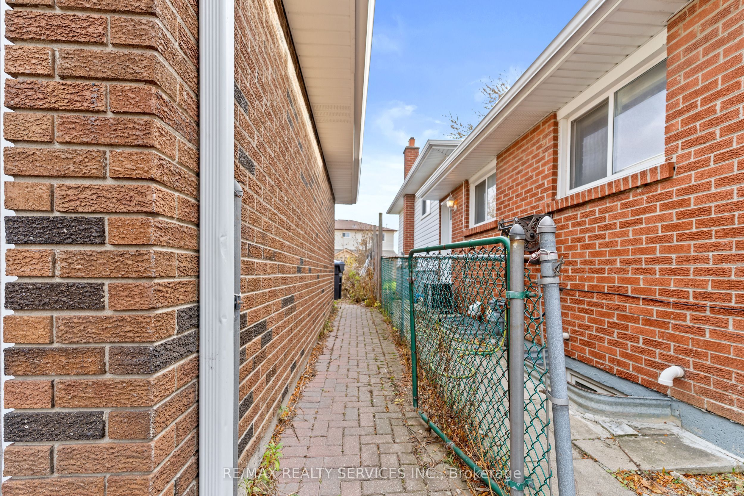 13 Linkdale Road Property Photo 41