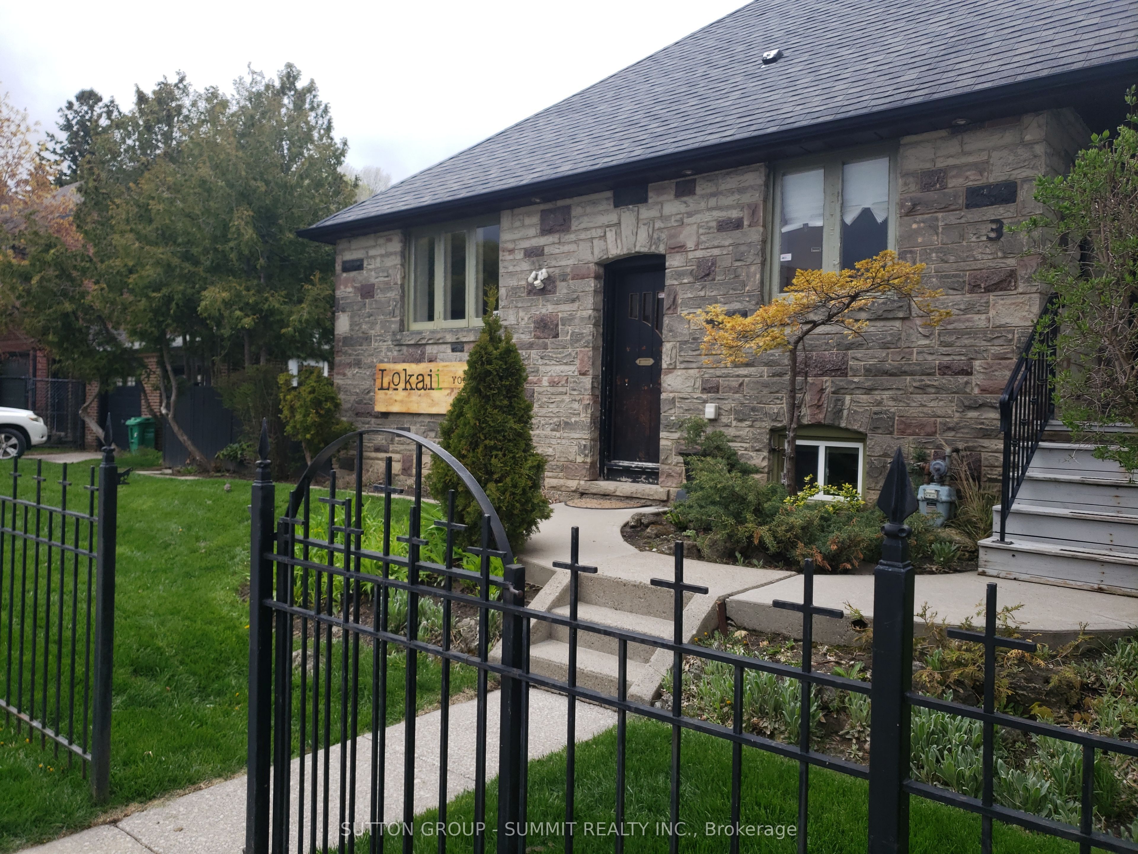 3 Brant Avenue Property Photo 4