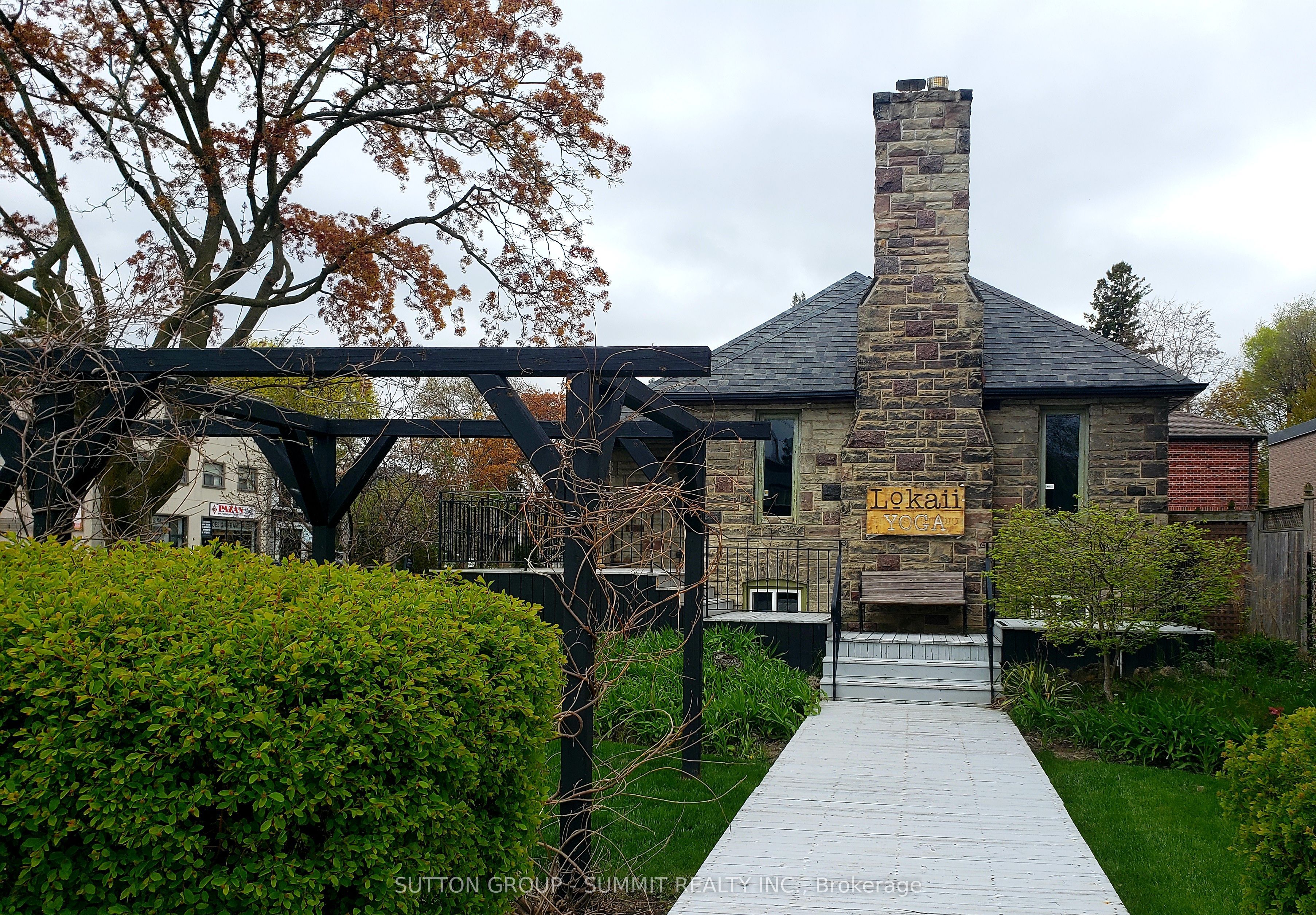 3 Brant Avenue Property Photo 6
