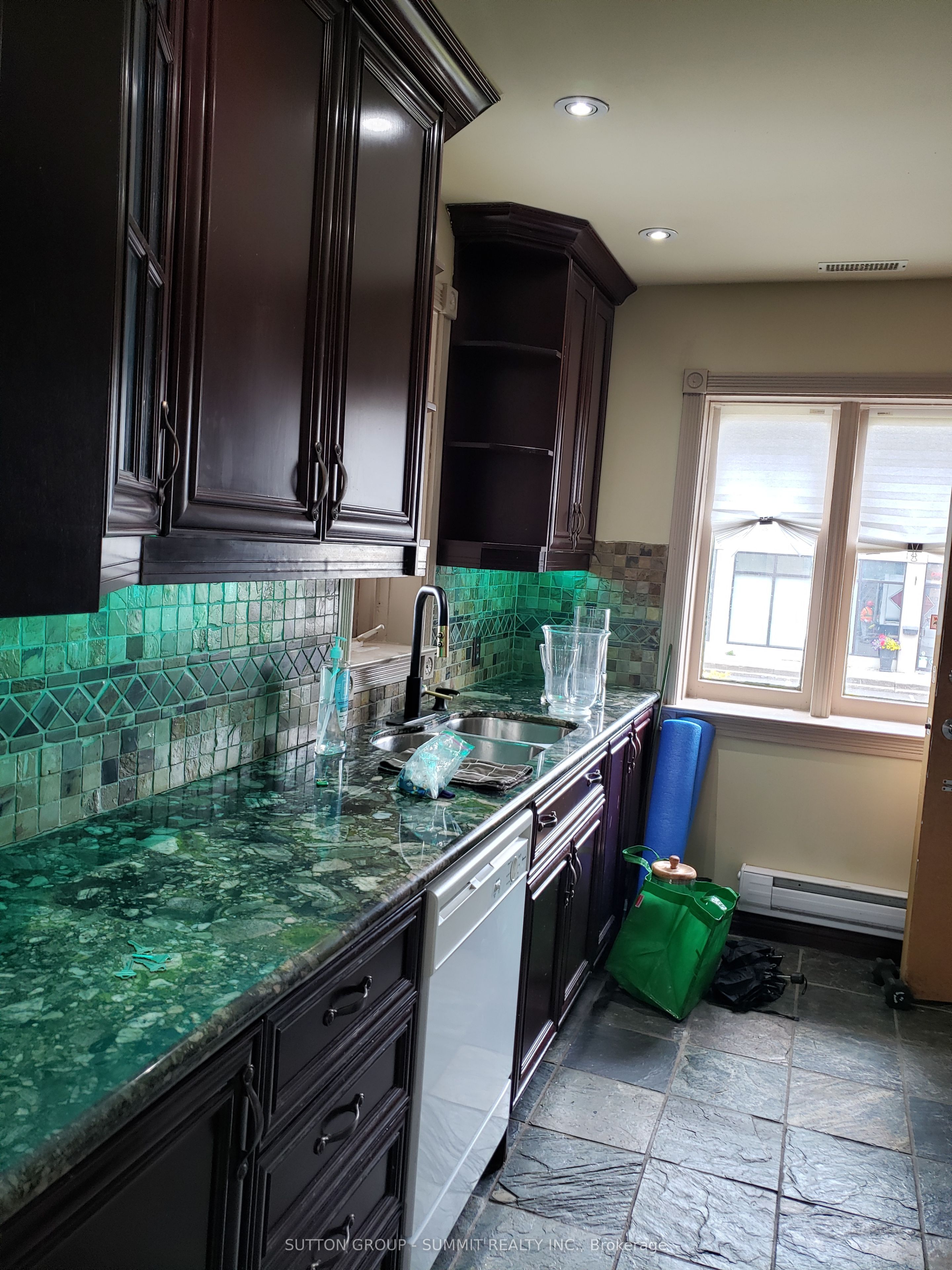 3 Brant Avenue Property Photo 14