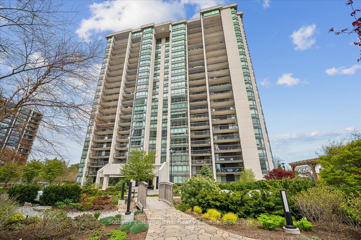 2170 Marine Drive 2104