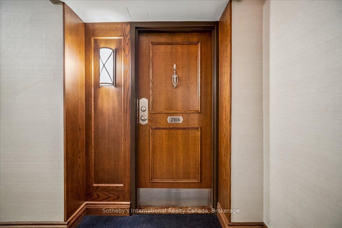 2170 Marine Drive 2104 Property Photo 7