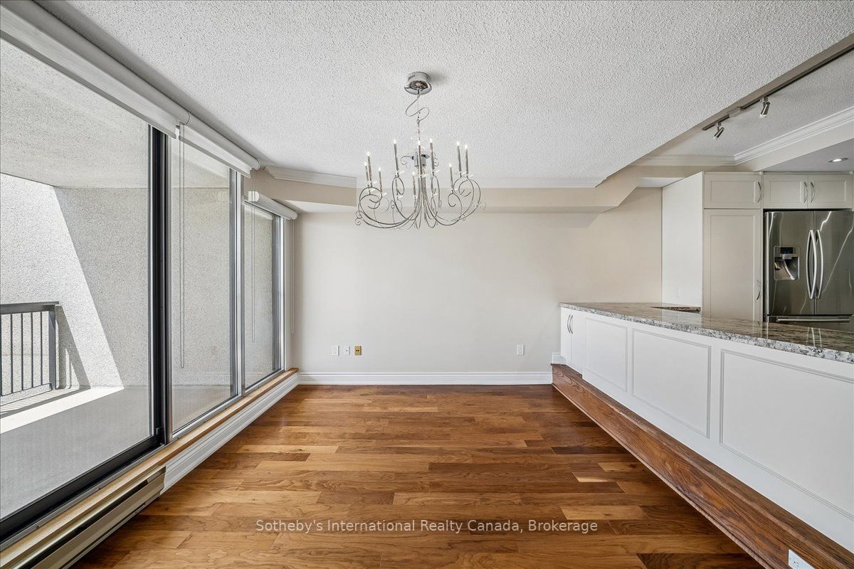 2170 Marine Drive 2104 Property Photo 17