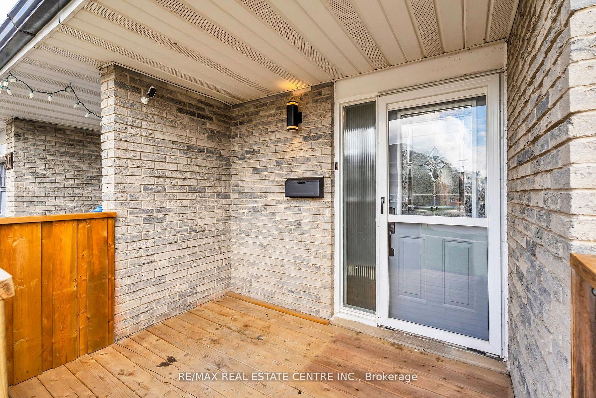 33 Fourth Avenue Property Photo 1