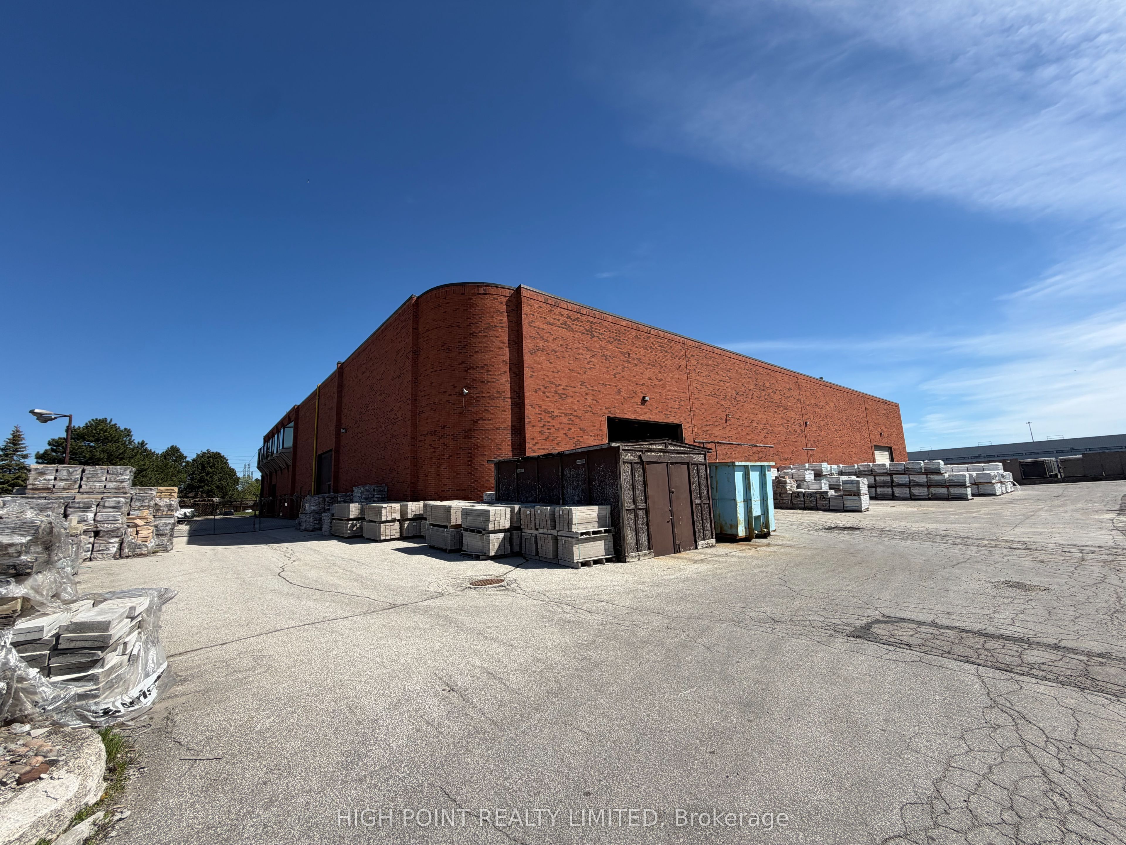 4701 Steeles Avenue W Property Photo 10