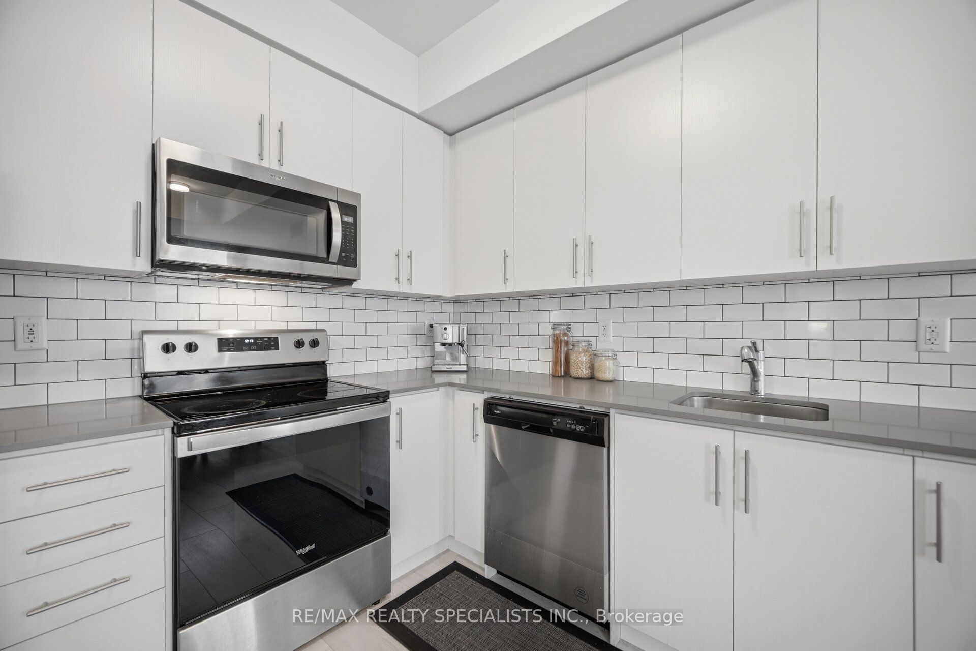 3405 Ridgeway Drive 21 Property Photo 10