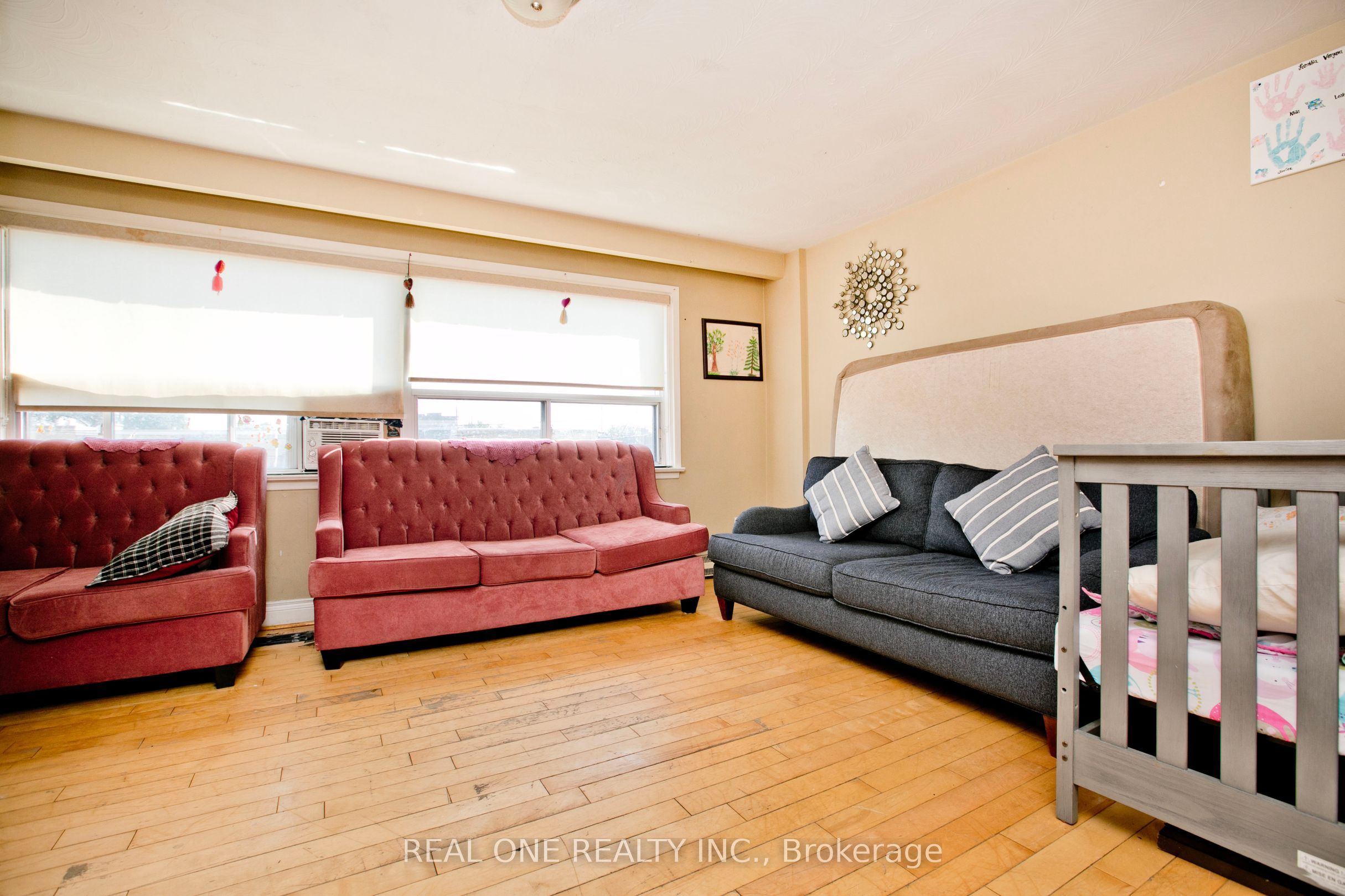 1702 Jane Street Property Photo 7