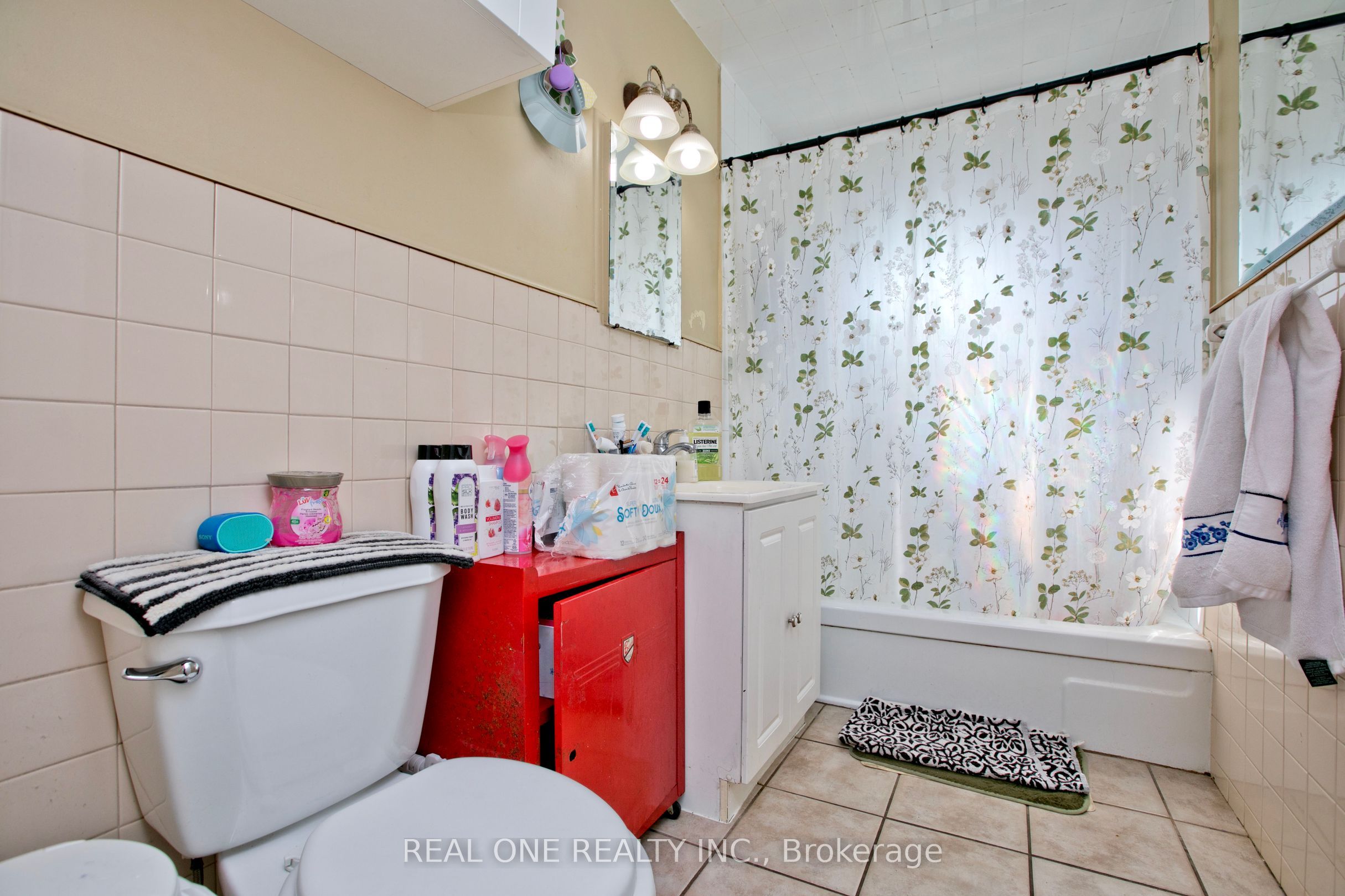 1702 Jane Street Property Photo 14