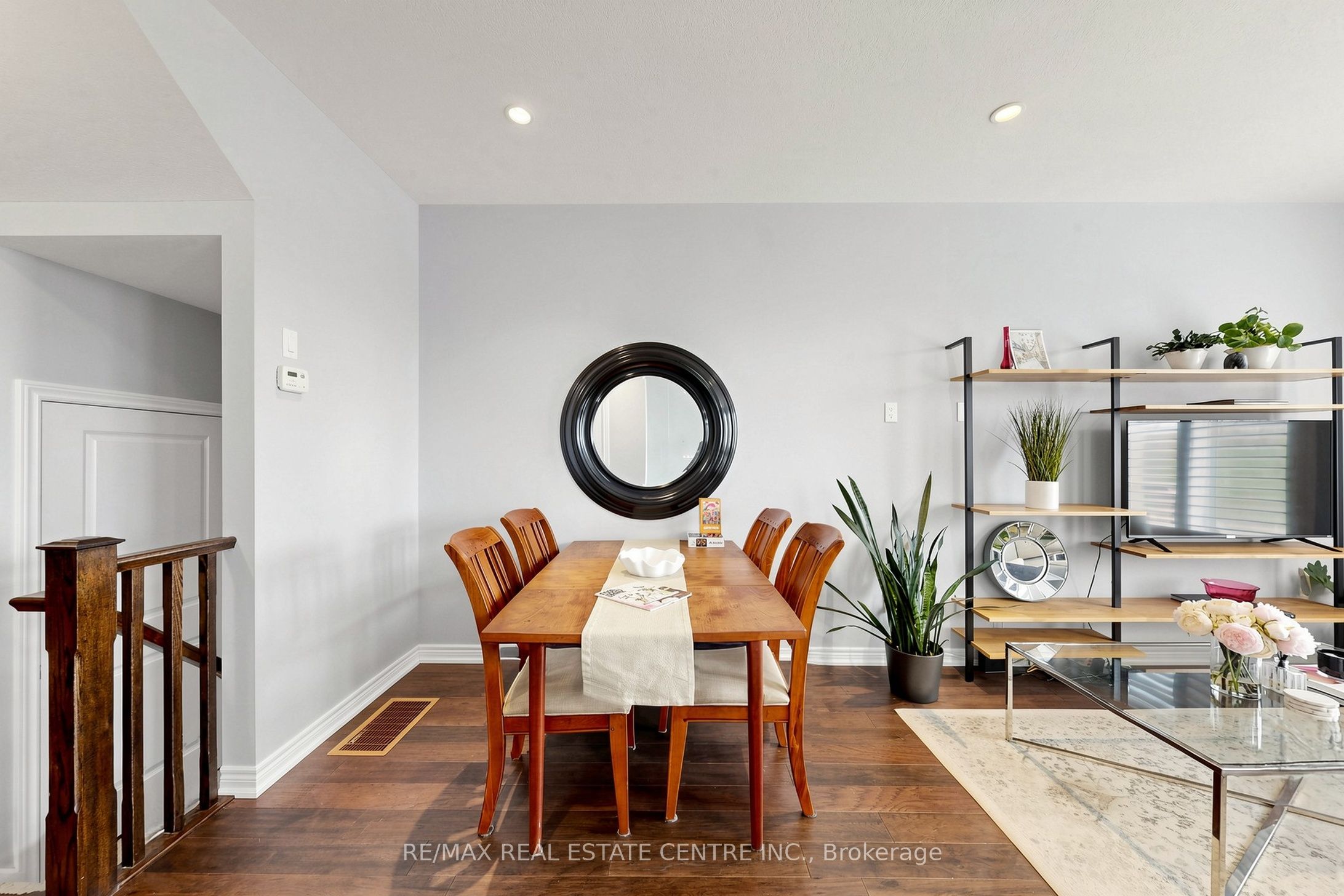 2350 Natasha Circle Property Photo 10