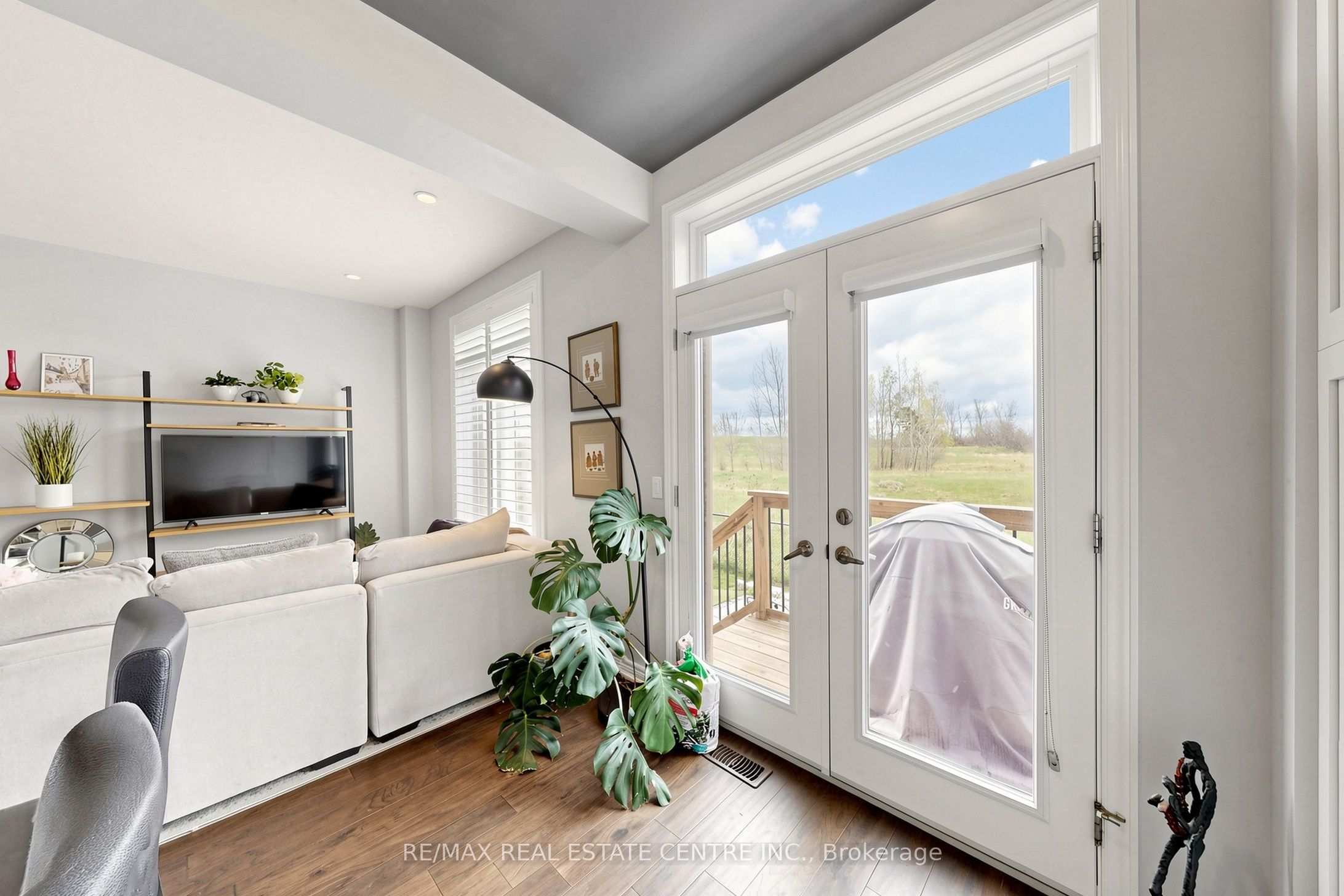 2350 Natasha Circle Property Photo 19