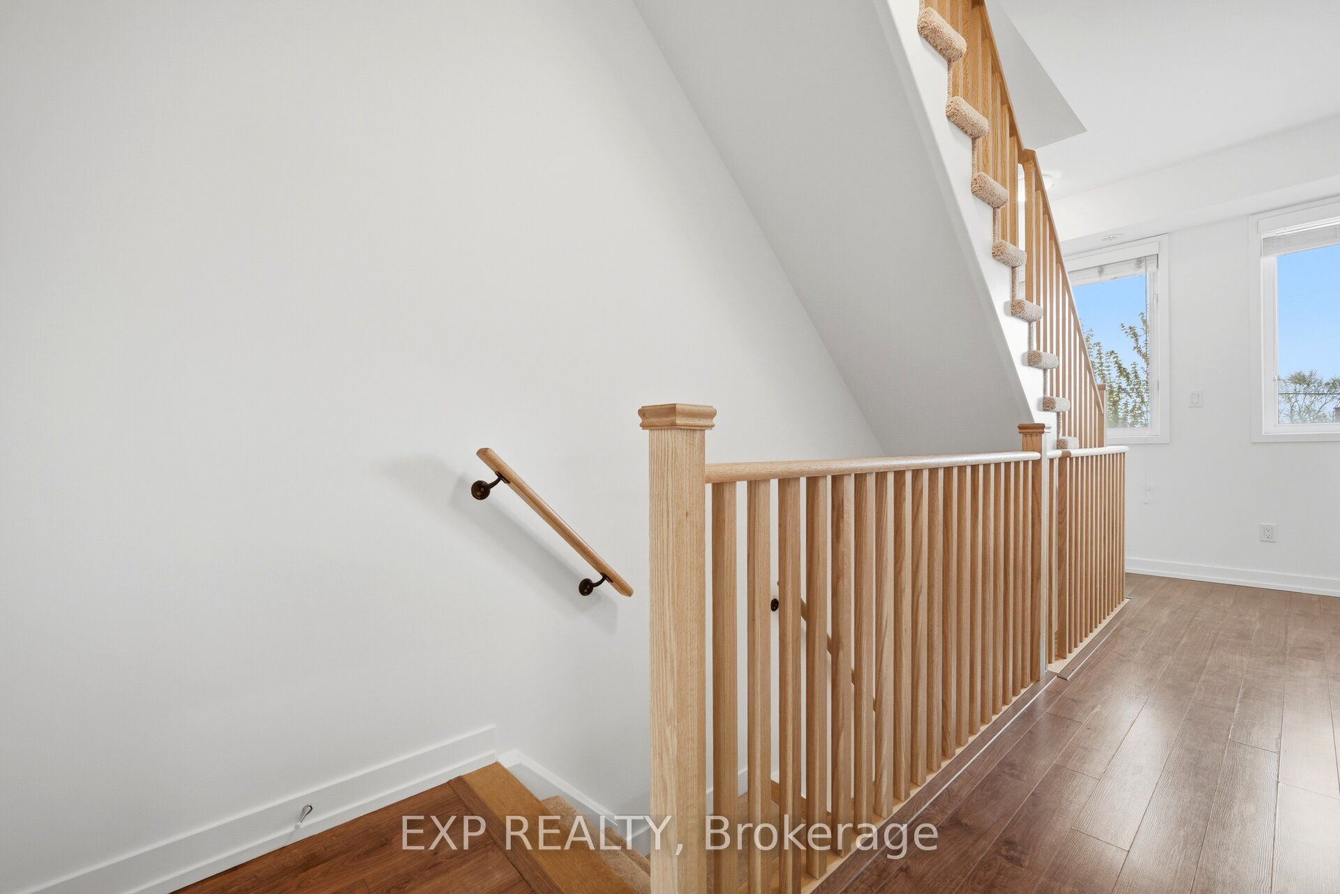 60 Winston Park Boulevard 66 Property Photo 5