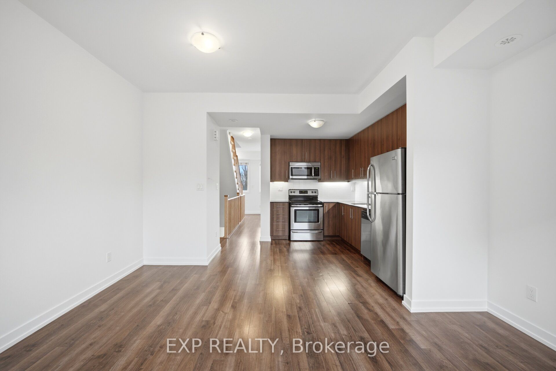 60 Winston Park Boulevard 66 Property Photo 13