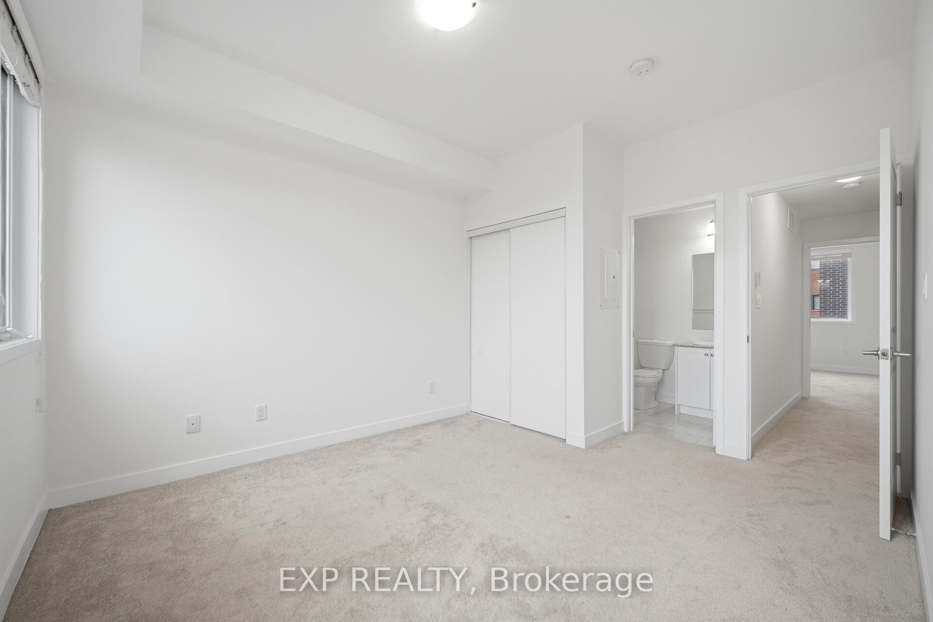 60 Winston Park Boulevard 66 Property Photo 23