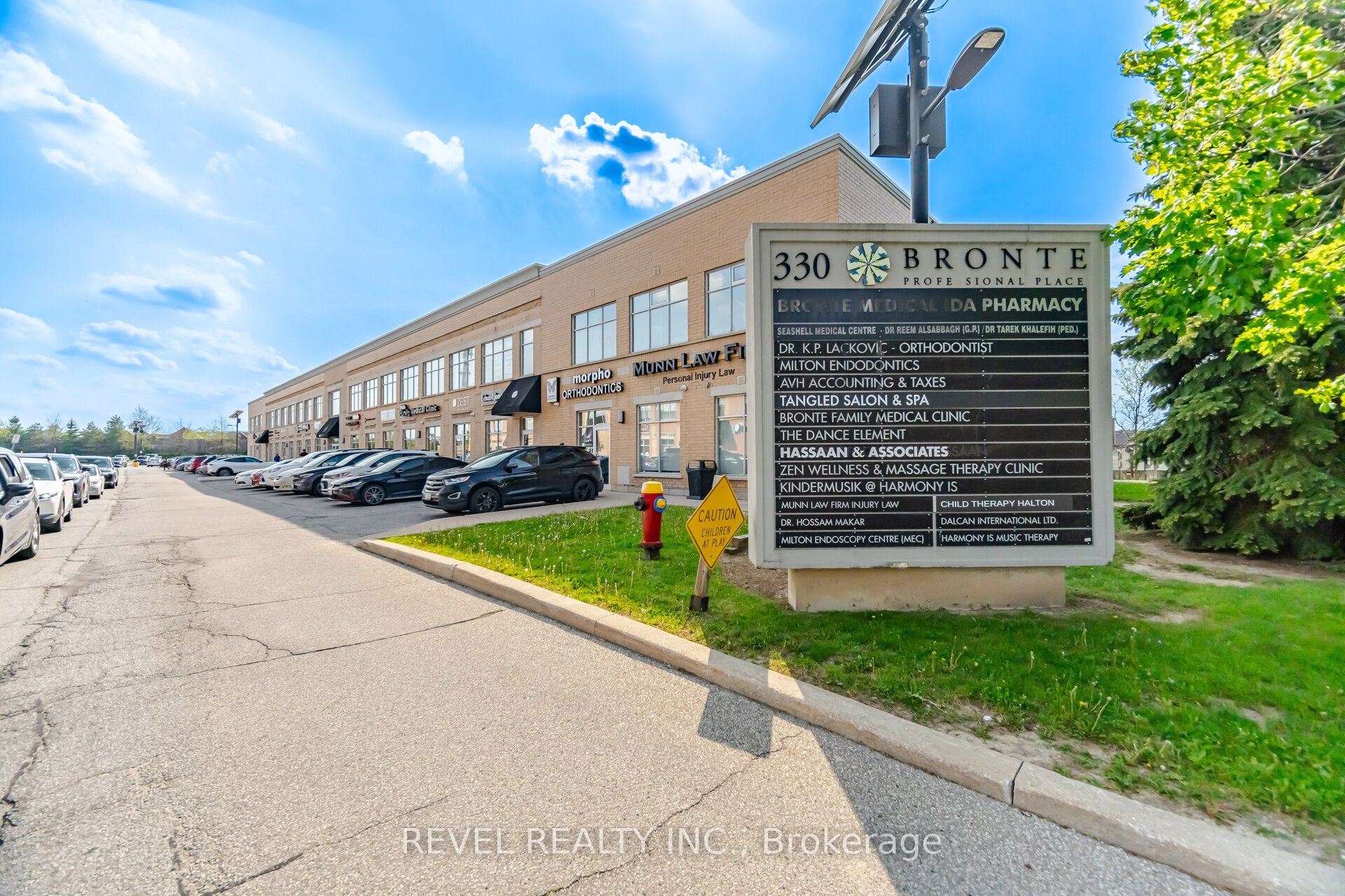 330 Bronte Street S 210 Property Photo 2