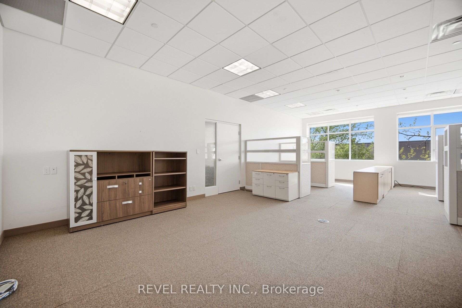 330 Bronte Street S 210 Property Photo 5